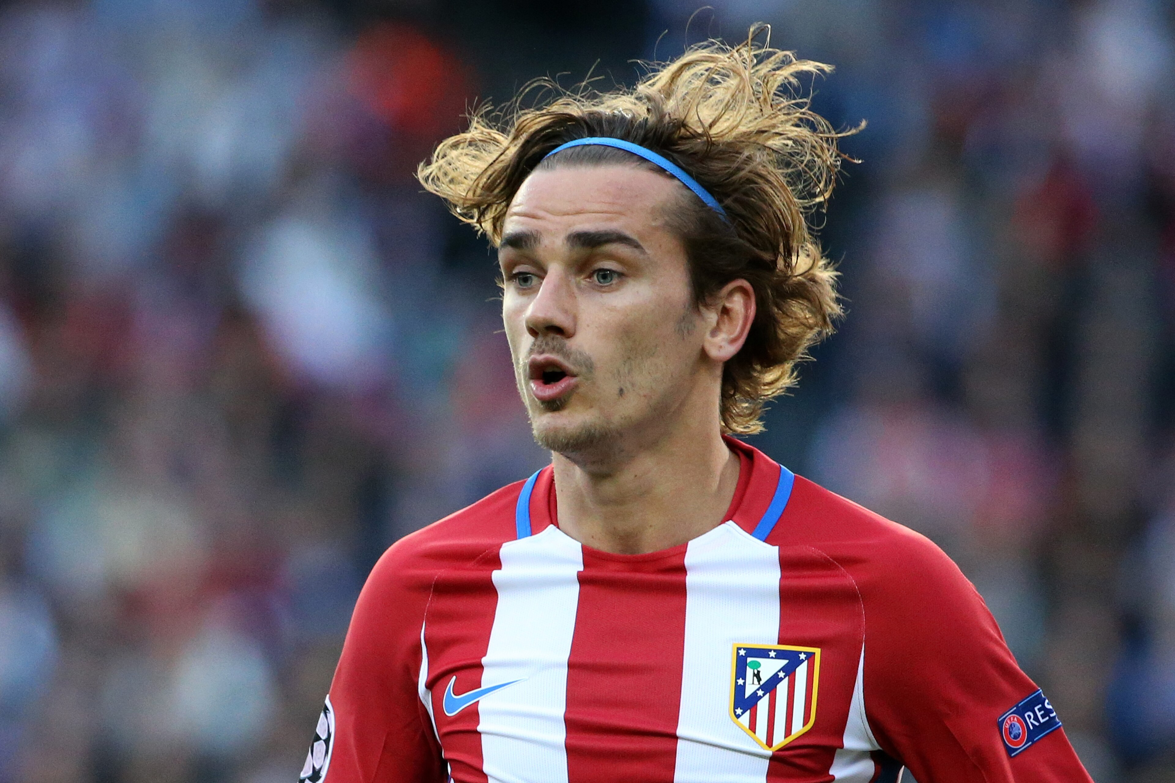MADRID, SPAIN - MAY 10: Antoine Griezmann of Atletico Madrid during the UEFA Champions League Semi Final second leg match between Club Atletico de Madrid and Real Madrid CF at Vicente Calderon Stadium on May 10, 2017 in Madrid, Spain. (Photo by Jean Catuf