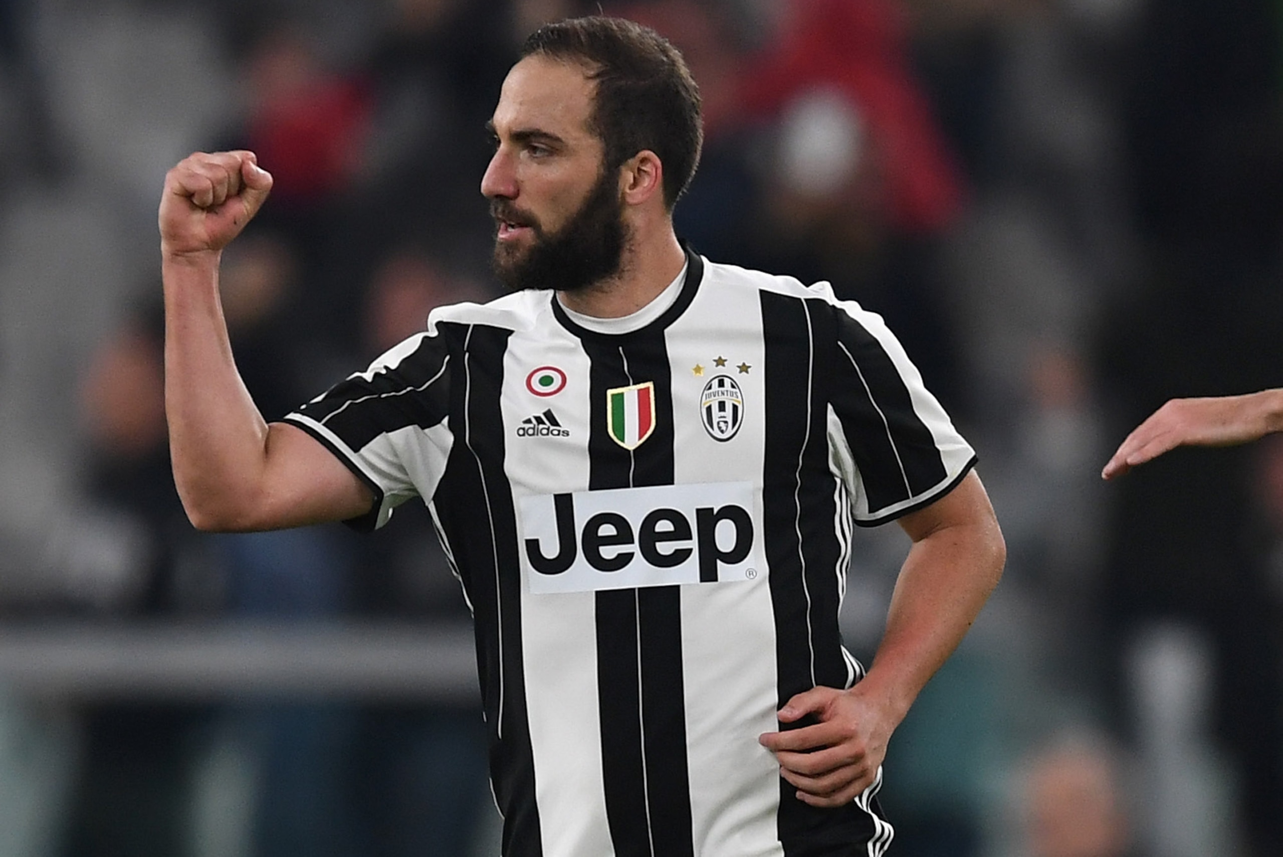 TURIN, ITALY - MAY 06:  Gonzalo Higuain of Juventus FC celebrates the goal during the Serie A match between Juventus FC and FC Torino at Juventus Stadium on May 6, 2017 in Turin, Italy.  (Photo by Valerio Pennicino/Getty Images)
