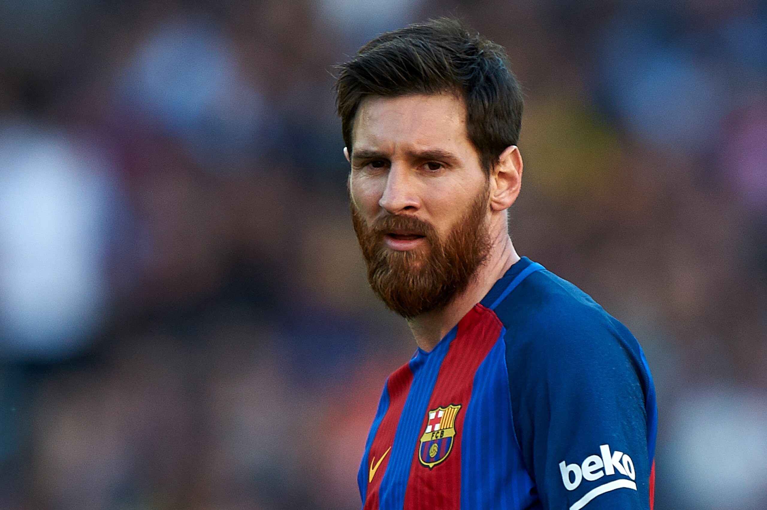 BARCELONA, SPAIN - MAY 06:  Lionel Messi of Barcelona looks on during the La Liga match between FC Barcelona and Villarreal CF at Camp Nou Stadium on May 6, 2017 in Barcelona, Spain.  (Photo by fotopress/Getty Images)