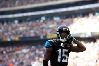 LONDON, ENGLAND - OCTOBER 02:  Allen Robinson of Jacksonville celebrates after scoring a touchdown during the NFL International Series match between Indianapolis Colts and Jacksonville Jaguars at Wembley Stadium on October 2, 2016 in London, England.  (Ph