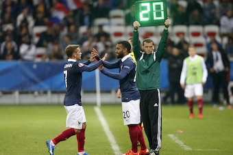 NICE, FRANCE - OCTOBER 8: Antoine Griezmann of France is replaced by Alexandre Lacazette of France during the international friendly match between France and Armenia at Allianz Riviera stadium on October 8, 2015 in Nice, France. (Photo by Jean Catuffe/Get