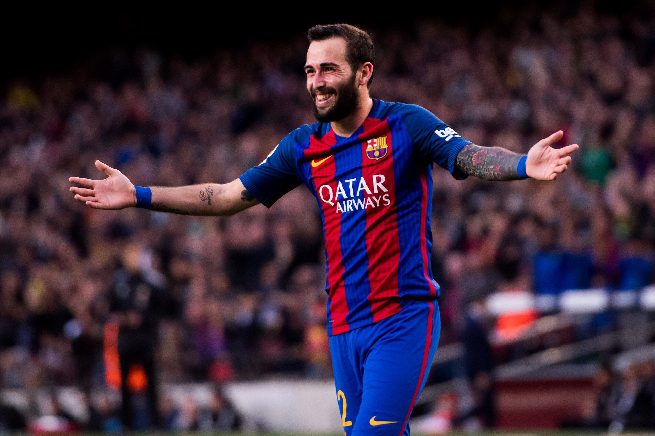 BARCELONA, SPAIN - FEBRUARY 04: Aleix Vidal of FC Barcelona celebrates after scoring his team's third goal during the La Liga match between FC Barcelona and Athletic Club at Camp Nou  stadium on February 4, 2017 in Barcelona, Spain. (Photo by Alex Caparro