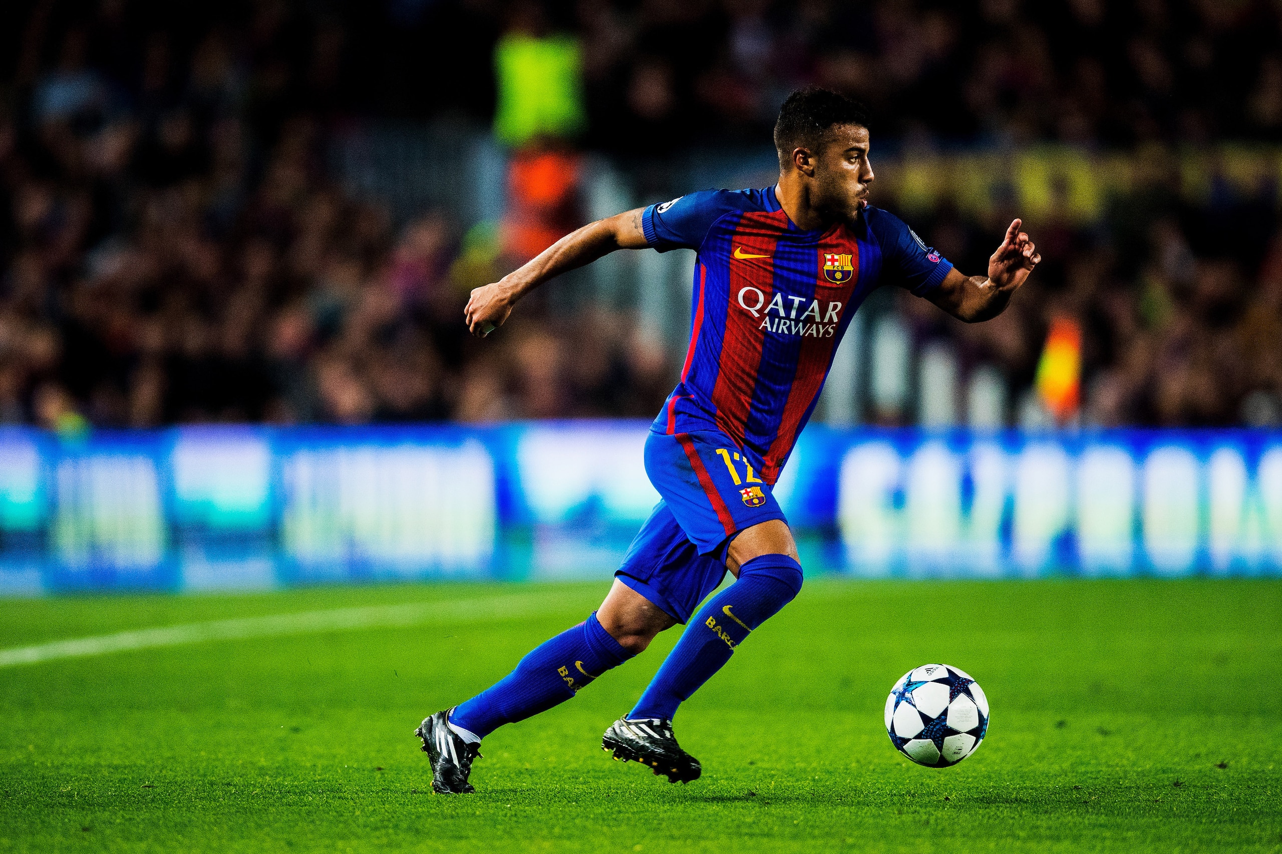 BARCELONA, SPAIN - MARCH 08: Rafinha of Barcelona in action during the UEFA Champions League Round of 16 second leg match between FC Barcelona and Paris Saint-Germain at Camp Nou on March 08, 2017 in Barcelona, Spain.  (Photo by Vladimir Rys Photography v