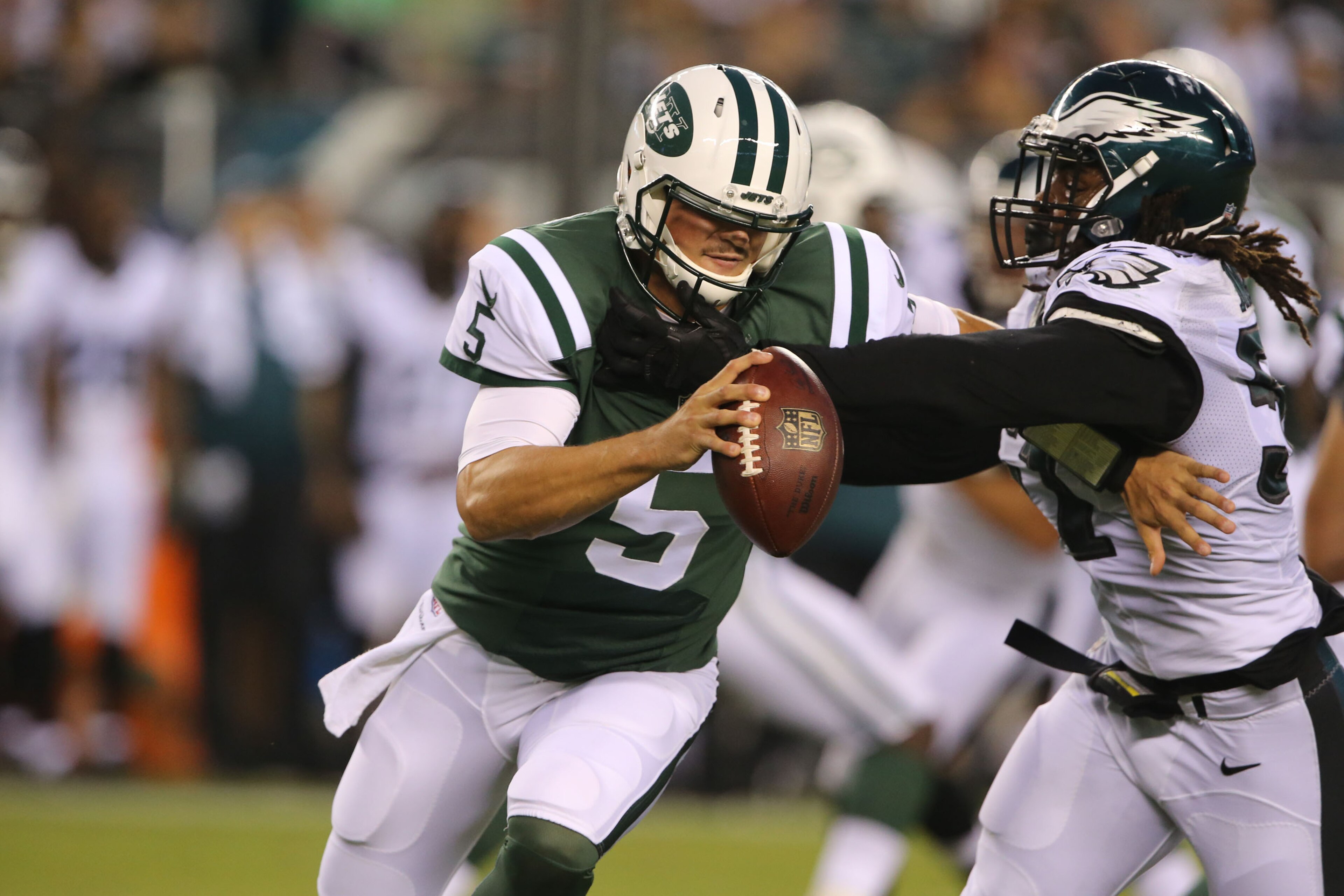 PHILADELPHIA, PA - SEPTEMBER 1: Quarterback Christian Hackenberg #5 of the New York Jets rolls out against the Philadelphia Eagles at Lincoln Financial Field on September 1, 2016 in Philadelphia, Pennsylvania. (Photo by Al Pereira/Getty Images for New Yor