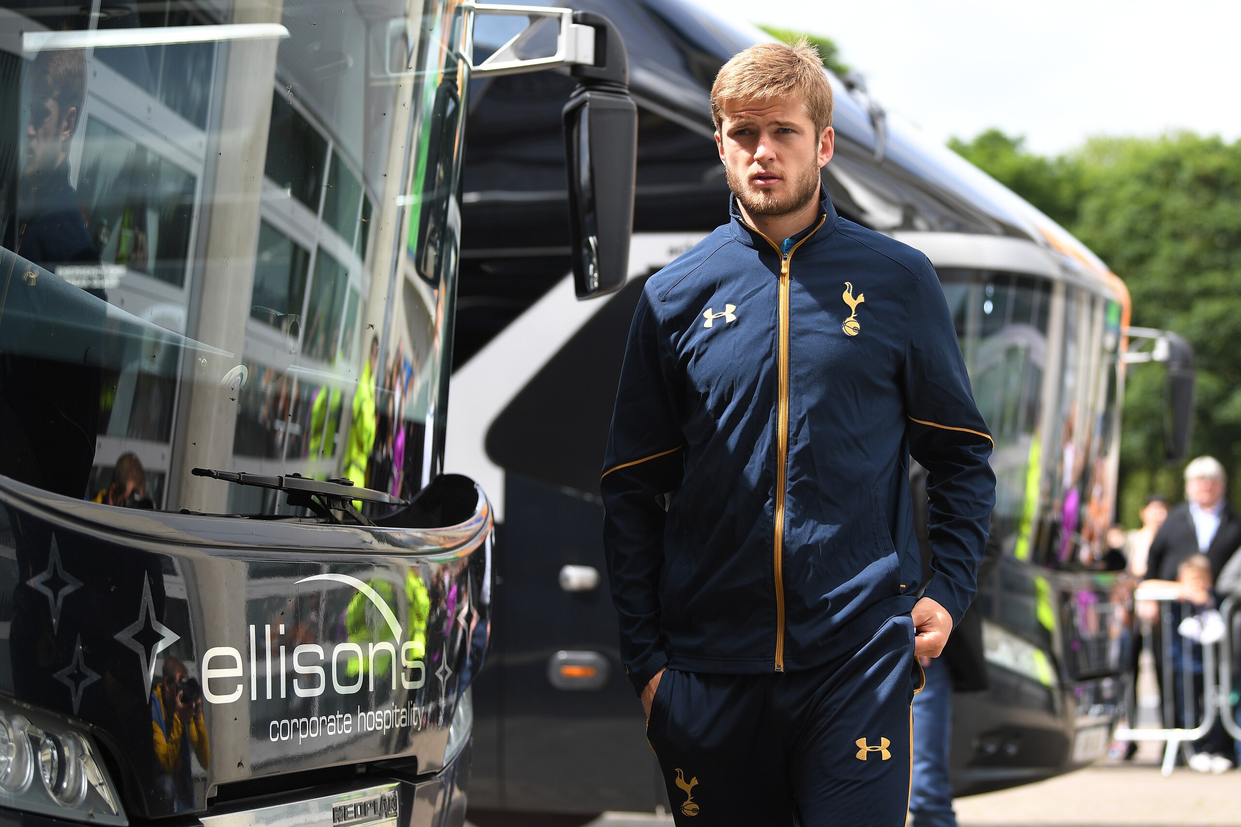 HULL, ENGLAND - MAY 21: Eric Dier of Tottenham Hotspur arrives at the stadium prior to the Premier League match between Hull City and Tottenham Hotspur at the KC Stadium on May 21, 2017 in Hull, England.  (Photo by Laurence Griffiths/Getty Images)