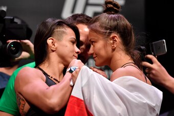 RIO DE JANEIRO, BRAZIL - JUNE 02:  (L-R) Claudia Gadelha of Brazil and Karolina Kowalkiewicz of Poland face off during the UFC 212 weigh-in at Jeunesse Arena on June 2, 2017 in Rio de Janeiro, Brazil. (Photo by Jeff Bottari/Zuffa LLC/Zuffa LLC via Getty I