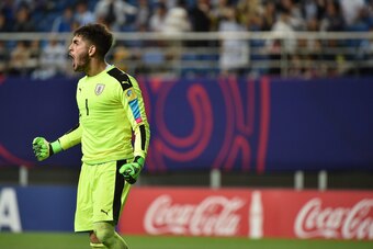 Uruguay's goalkeeper Santiago Mele reacts after making a save during the penalty shoot-out in the U-20 World Cup quarter-final football match between Portugal and Uruguay in Daejeon on June 4, 2017.  / AFP PHOTO / KIM DOO-HO        (Photo credit should re
