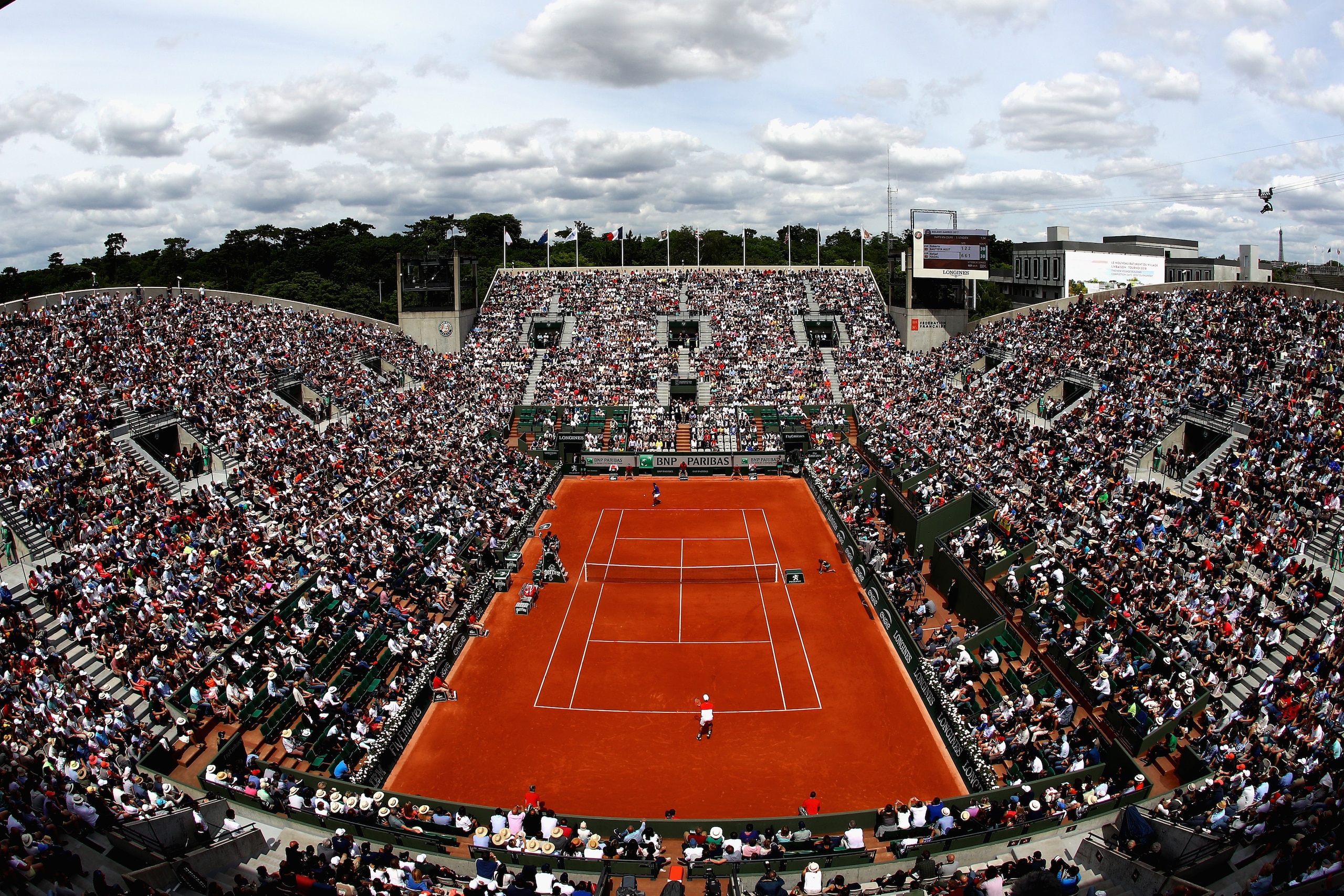 PARIS, FRANCE - JUNE 04:  A general view inside Court Suzanne Lenglen during the mens singles fourth round match between Rafael Nadal of Spain and Roberto Bautista Agut of Spain on day eight of the 2017 French Open at Roland Garros on June 4, 2017 in Pari