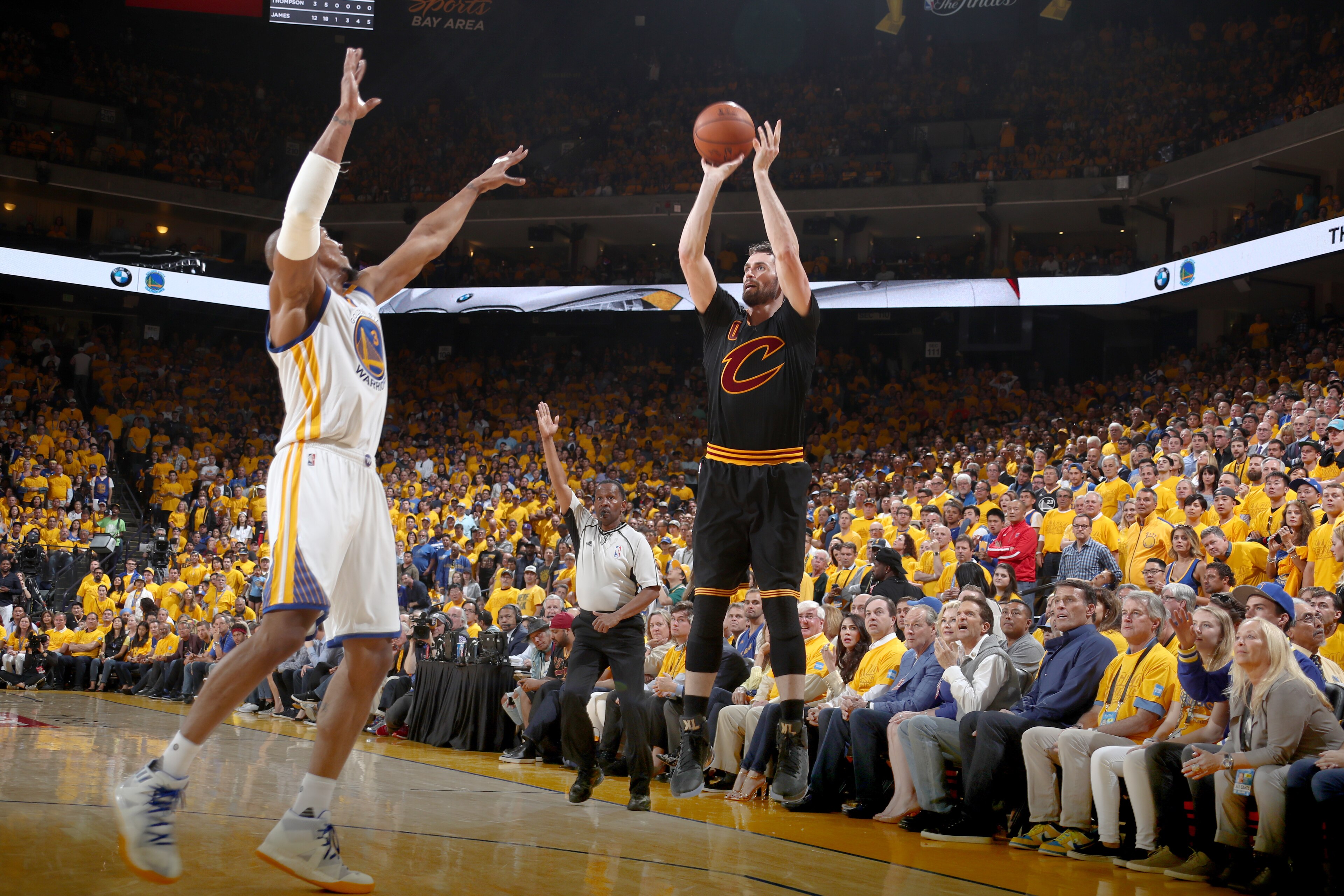 OAKLAND, CA - JUNE 4:  Kevin Love #0 of the Cleveland Cavaliers shoots the ball against the Golden State Warriors in Game Two of the 2017 NBA Finals on June 4, 2017 at ORACLE Arena in Oakland, California. NOTE TO USER: User expressly acknowledges and agre