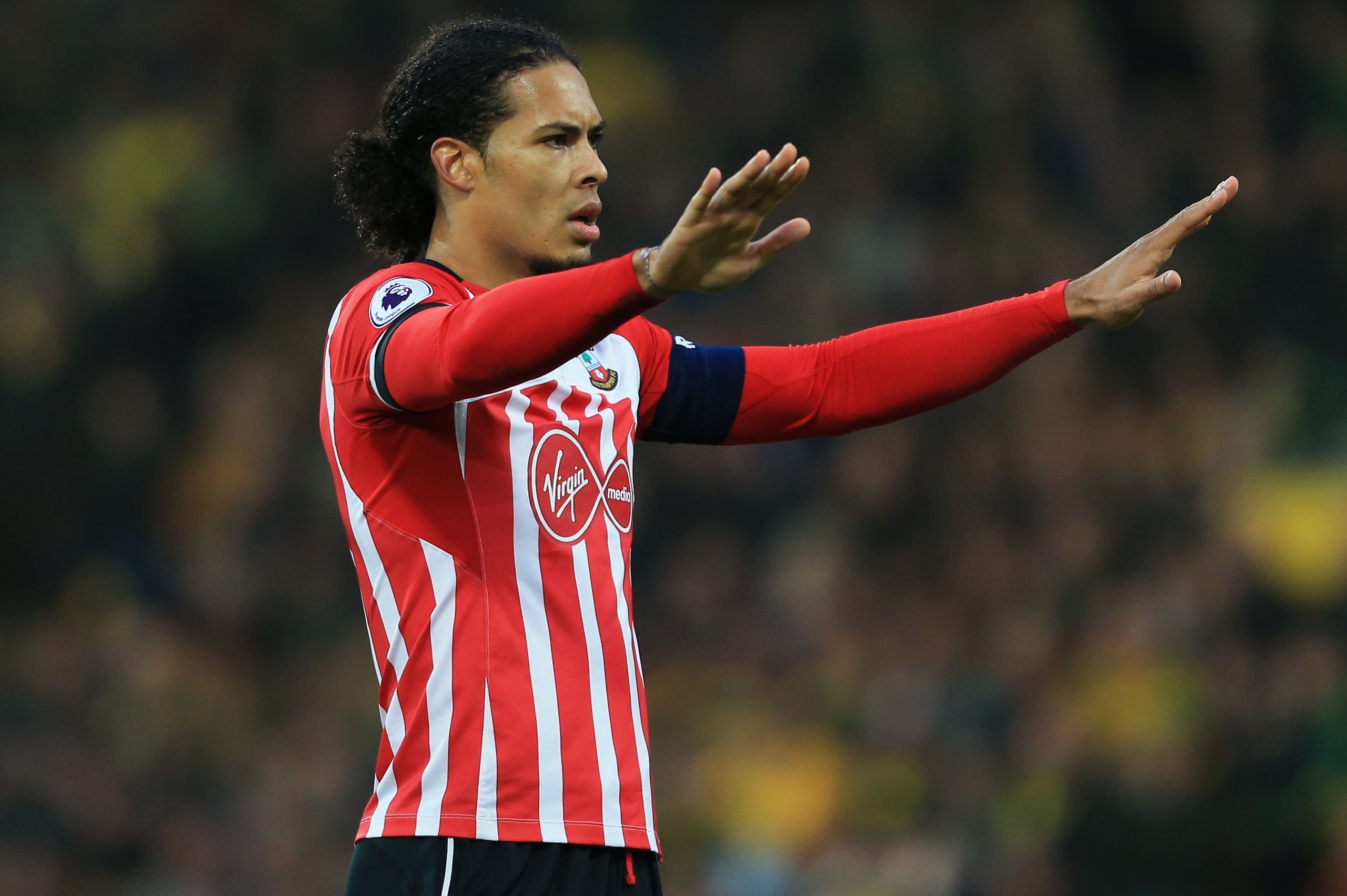 NORWICH, ENGLAND - JANUARY 07:  Virgil van Dijk of Southampton reacts during the Emirates FA Cup Third Round match between Norwich City and Southampton at Carrow Road on January 7, 2017 in Norwich, England.  (Photo by Stephen Pond/Getty Images)