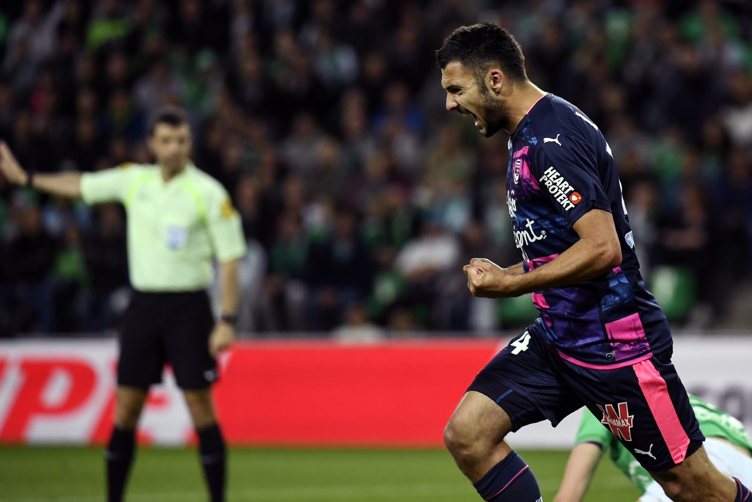 Bordeaux's French forward Gaetan Laborde reacts after scoring a goal during the French L1 football match between AS Saint-Etienne and FC Girondins de Bordeaux, on May 5, 2017 at the Geoffroy Guichard stadium in Saint-Etienne, central France. / AFP PHOTO /