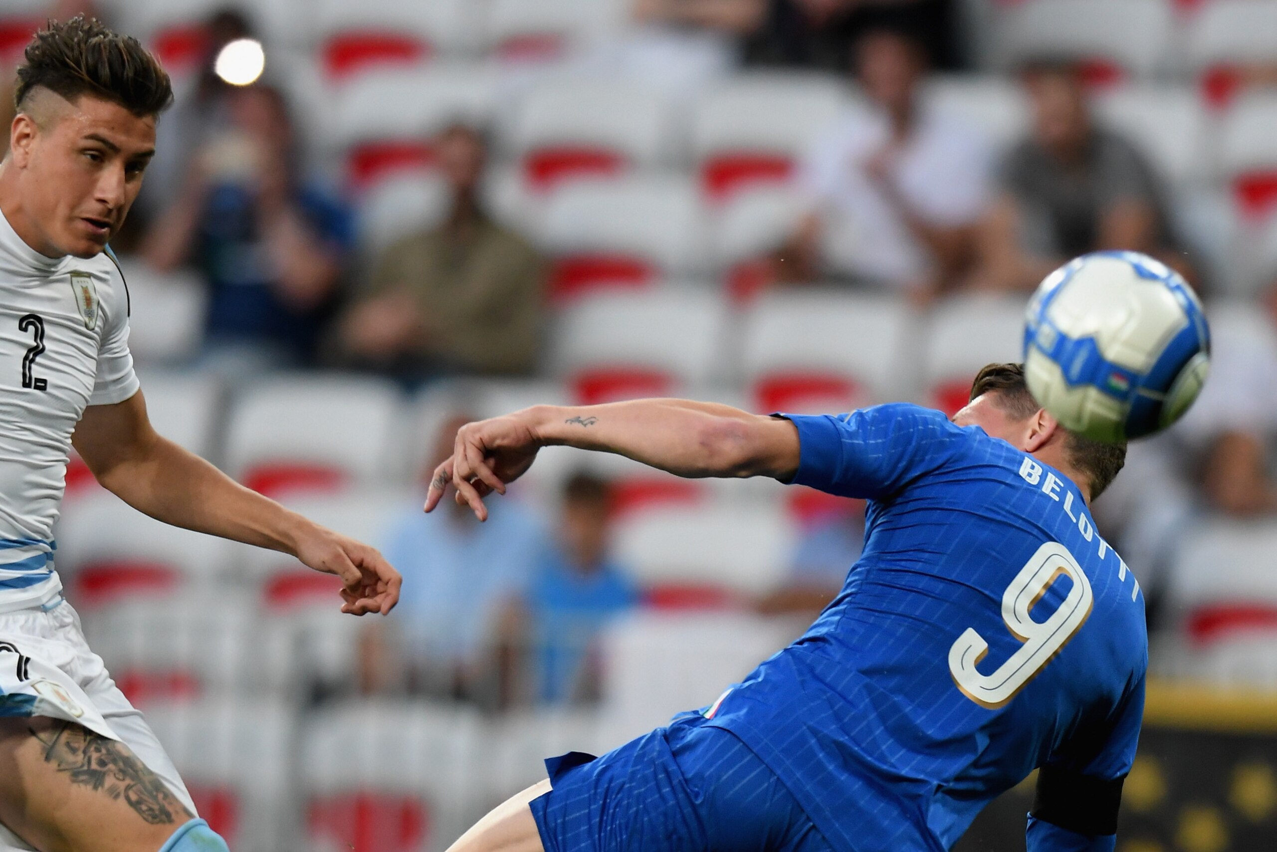 NICE, FRANCE - JUNE 07:  Andrea Belotti of Italy  scores a goal during the International Friendly match between Italy v Uruguay on June 7, 2017 in Nice, France.  (Photo by Claudio Villa/Getty Images)