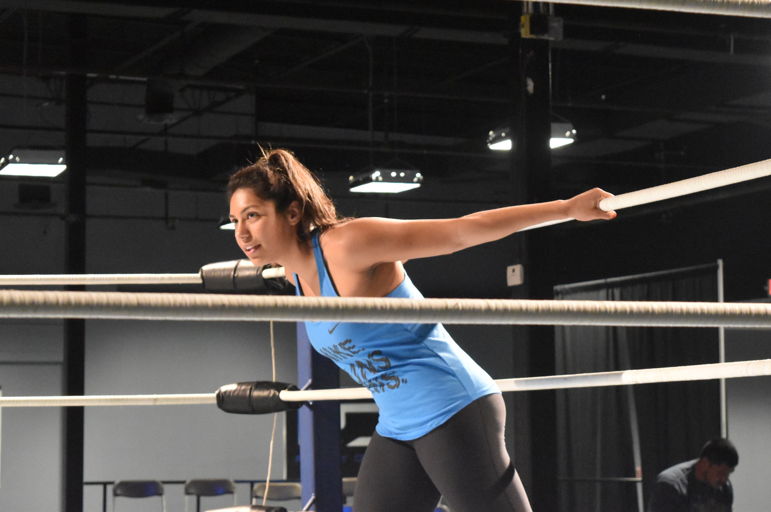 Hyan prepares to train at the World Gym Arena. Hyan prepares to train at the World Gym Arena.