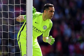 LONDON, ENGLAND - APRIL 23: Claudio Bravo of Manchester City in action during the Emirates FA Cup Semi-Final match between Arsenal and Manchester City at Wembley Stadium on April 23, 2017 in London, England.  (Photo by Shaun Botterill/Getty Images,)