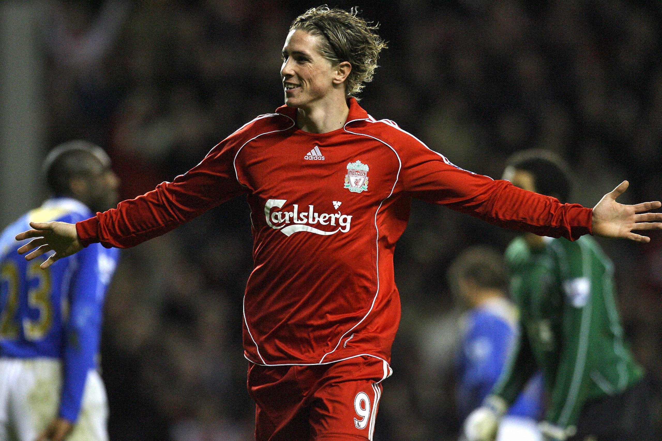 Liverpool's Spanish forward Fernando Torres celebrates scoring against Portsmouth during their English Premiership football match 22 December 2007 at Anfield, Liverpool, north-west England. AFP PHOTO/PAUL ELLIS Mobile and website use of domestic English f