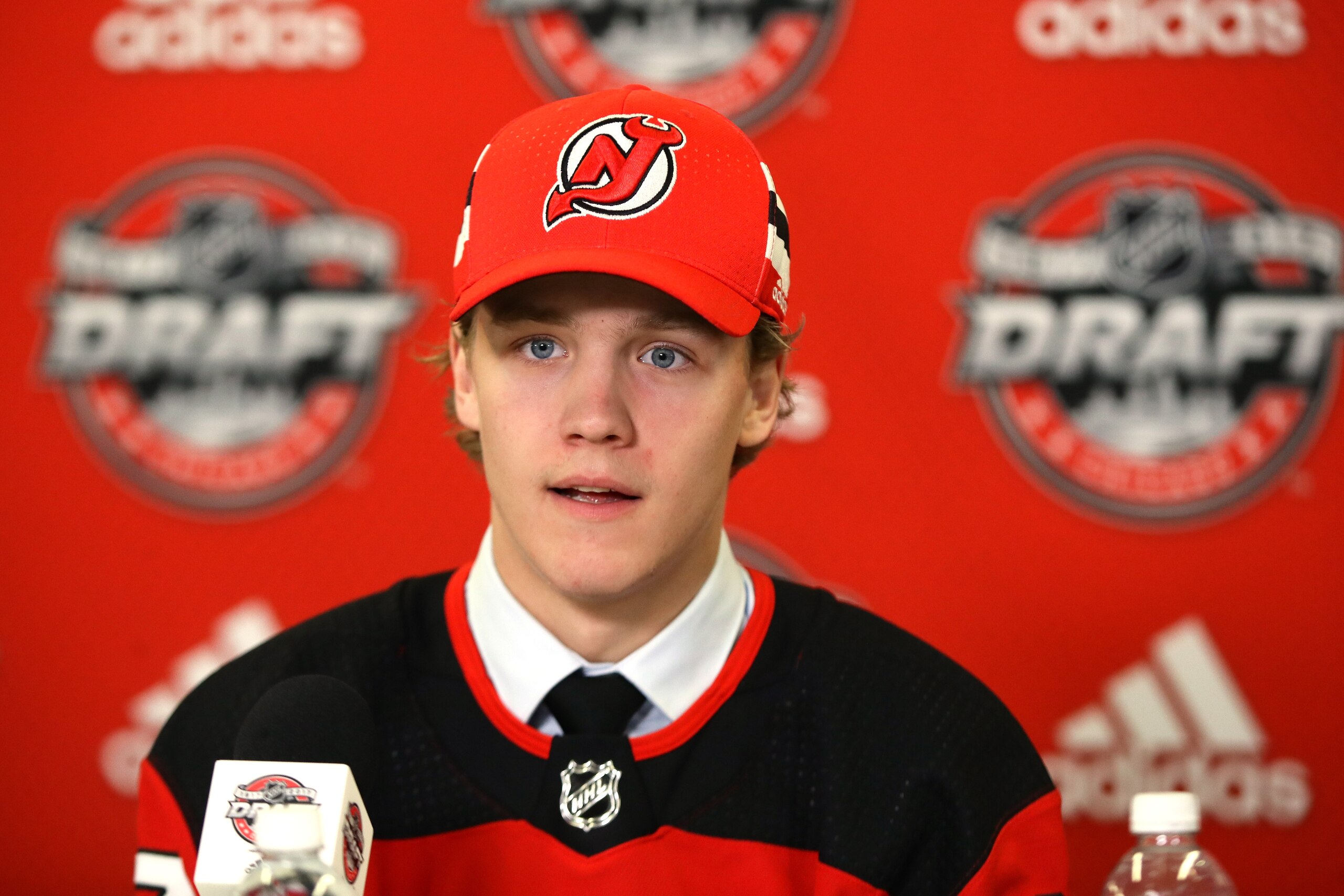 CHICAGO, IL - JUNE 24:  Jesper Boqvist is interviewed after being selected 36th overall by the New Jersey Devils during the 2017 NHL Draft at the United Center on June 24, 2017 in Chicago, Illinois.  (Photo by Jonathan Daniel/Getty Images)