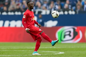 GELSENKIRCHEN, GERMANY - APRIL 23: Naby Deco Keita of Leipzig controls the ball during the Bundesliga match between FC Schalke 04 and RB Leipzig at Veltins-Arena on April 23, 2017 in Gelsenkirchen, Germany. (Photo by TF-Images/Getty Images)