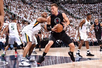 SALT LAKE CITY, UT - APRIL 21: Blake Griffin #32 of the Los Angeles Clippers handles the ball during the game against the Utah Jazz during the Western Conference Quarter-finals of the 2017 NBA Playoffs on April 21, 2017 at Vivint Smart Home Arena in Salt 