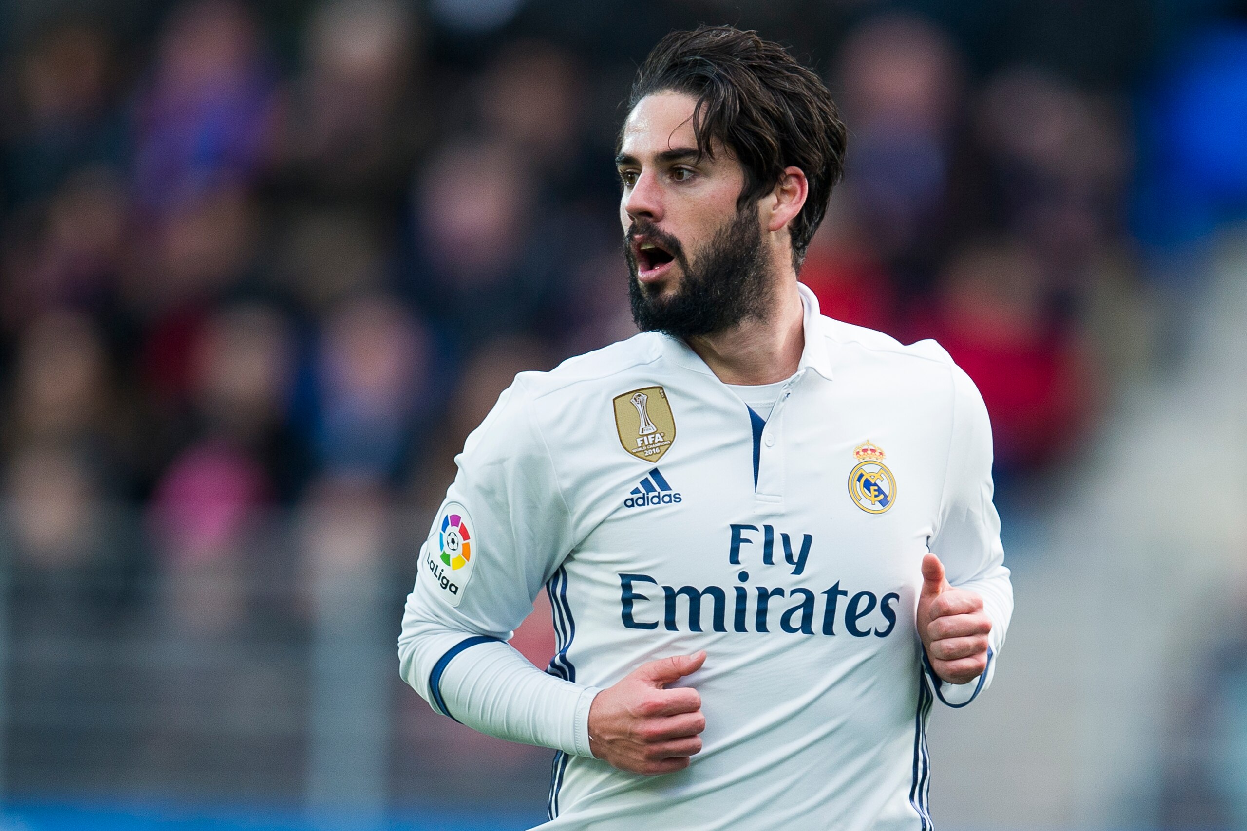 EIBAR, SPAIN - MARCH 04:  Isco of Real Madrid reacts during the La Liga match between SD Eibar and Real Madrid at Ipurua Municipal Stadium on March 4, 2017 in Eibar, Spain.  (Photo by Juan Manuel Serrano Arce/Getty Images)