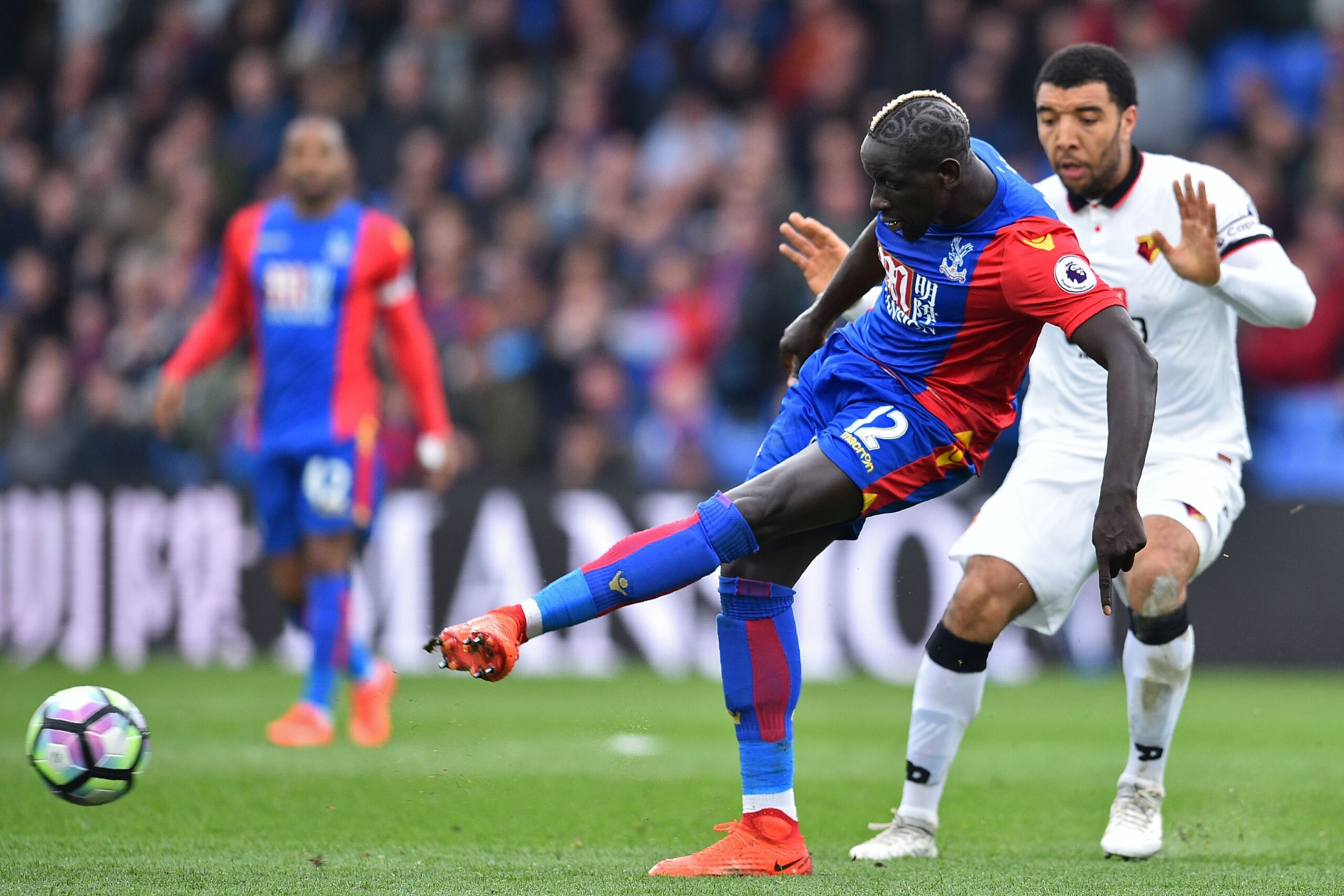 Crystal Palace's French midfielder Mamadou Sakho passes the ball during the English Premier League football match between Crystal Palace and Watford at Selhurst Park in south London on March 18, 2017. / AFP PHOTO / Glyn KIRK / RESTRICTED TO EDITORIAL USE.
