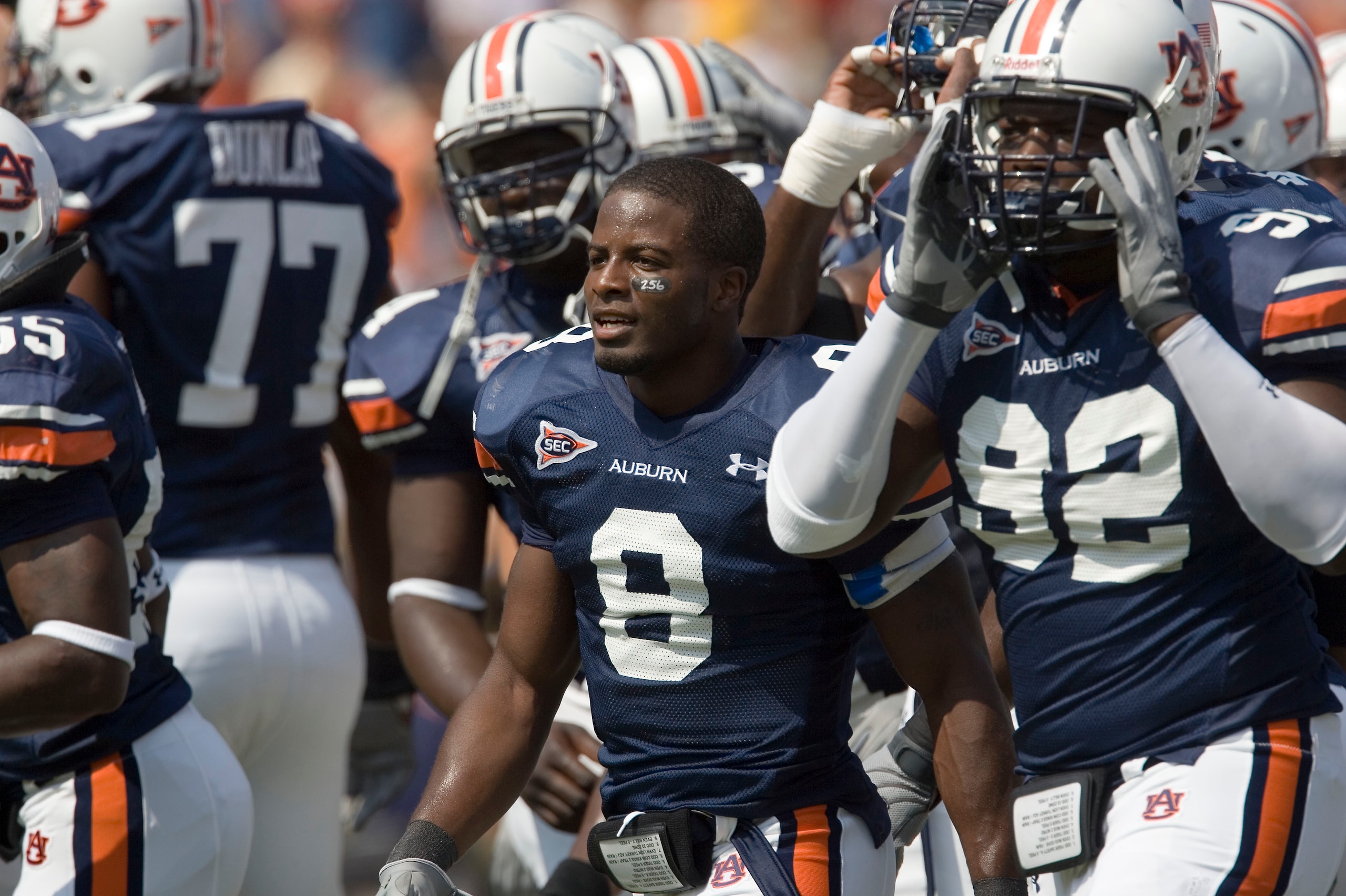 AUBURN, AL - SEPTEMBER 16:  Defensive back Jerraud Powers #8 of the Auburn Tigers during a game against the LSU Tigers on September 16, 2006 at Jordan-Hare Stadium in Auburn, Alabama.  The Auburn Tigers defeated the LSU Tigers 7-3.  (Photo by Wesley Hitt/