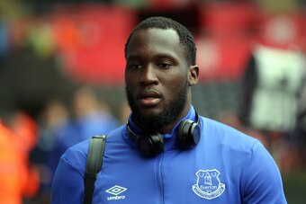 SWANSEA, WALES - MAY 06: Romelu Lukaku of Everton arrives prior to the Premier League match between Swansea City and Everton at The Liberty Stadium on May 6, 2017 in Swansea, Wales. (Photo by Athena Pictures/Getty Images)