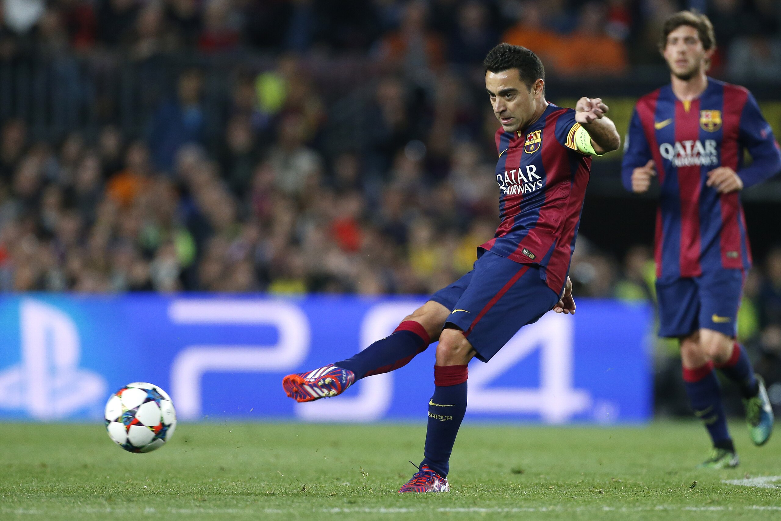 BARCELONA, SPAIN - APRIL 21:  Xavi Hernandez of FC Barcelona in action during the UEFA Champions League Quarter Final second leg match between FC Barcelona and Paris Saint-Germain (PSG) at Camp Nou stadium on April 21, 2015 in Barcelona, Spain. (Photo by 