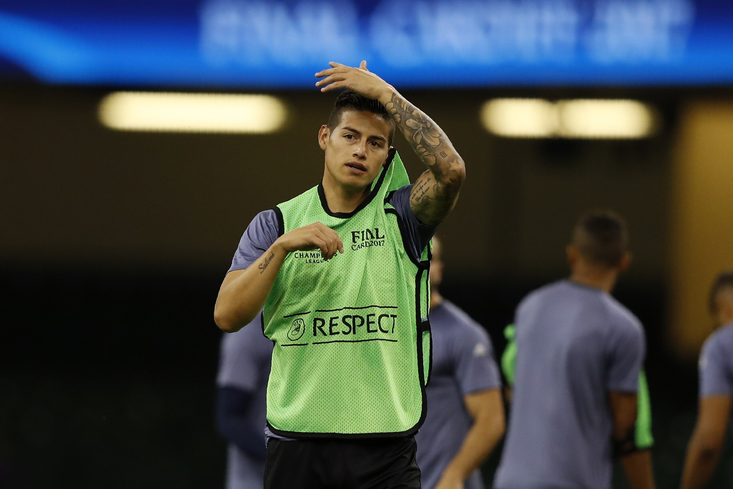 Real Madrid's Colombian midfielder James Rodriguez gestures as he takes part in a training session at The Principality Stadium in Cardiff, on June 2, 2017, on the eve of the UEFA Champions League final football match between Juventus and Real Madrid. / AF