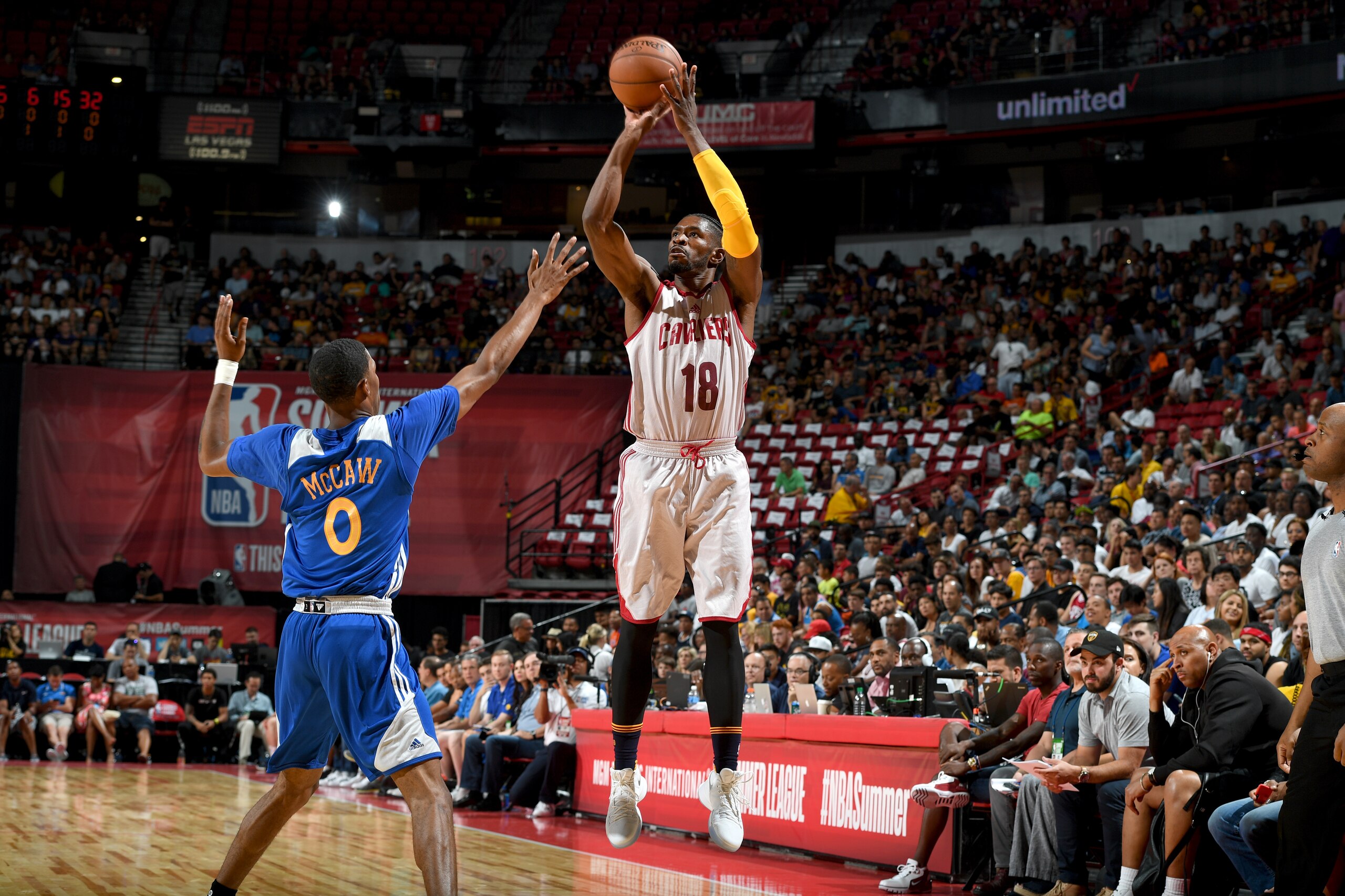 LAS VEGAS, NV - JULY 10:  Brandon Paul #18 of the Cleveland Cavaliers shoots the ball against the Golden State Warriors on July 10, 2017 at the Thomas & Mack Center in Las Vegas, Nevada. NOTE TO USER: User expressly acknowledges and agrees that, by downlo