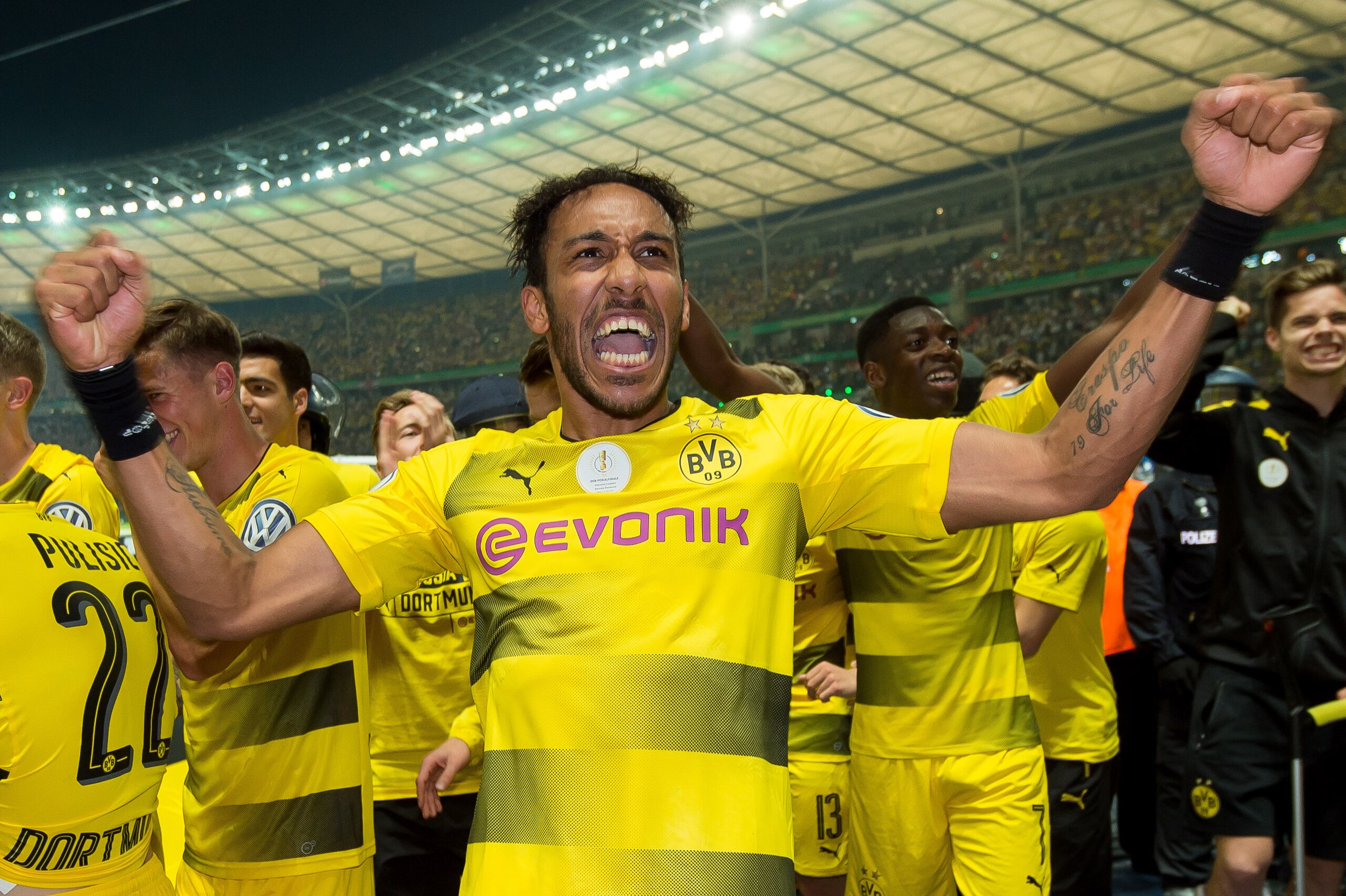 BERLIN, GERMANY - MAY 27: Pierre-Emerick Aubameyang of Dortmund celebrates after winning the DFB Cup final match between Eintracht Frankfurt and Borussia Dortmund at Olympiastadion on May 27, 2017 in Berlin, Germany. (Photo by TF-Images/Getty Images)