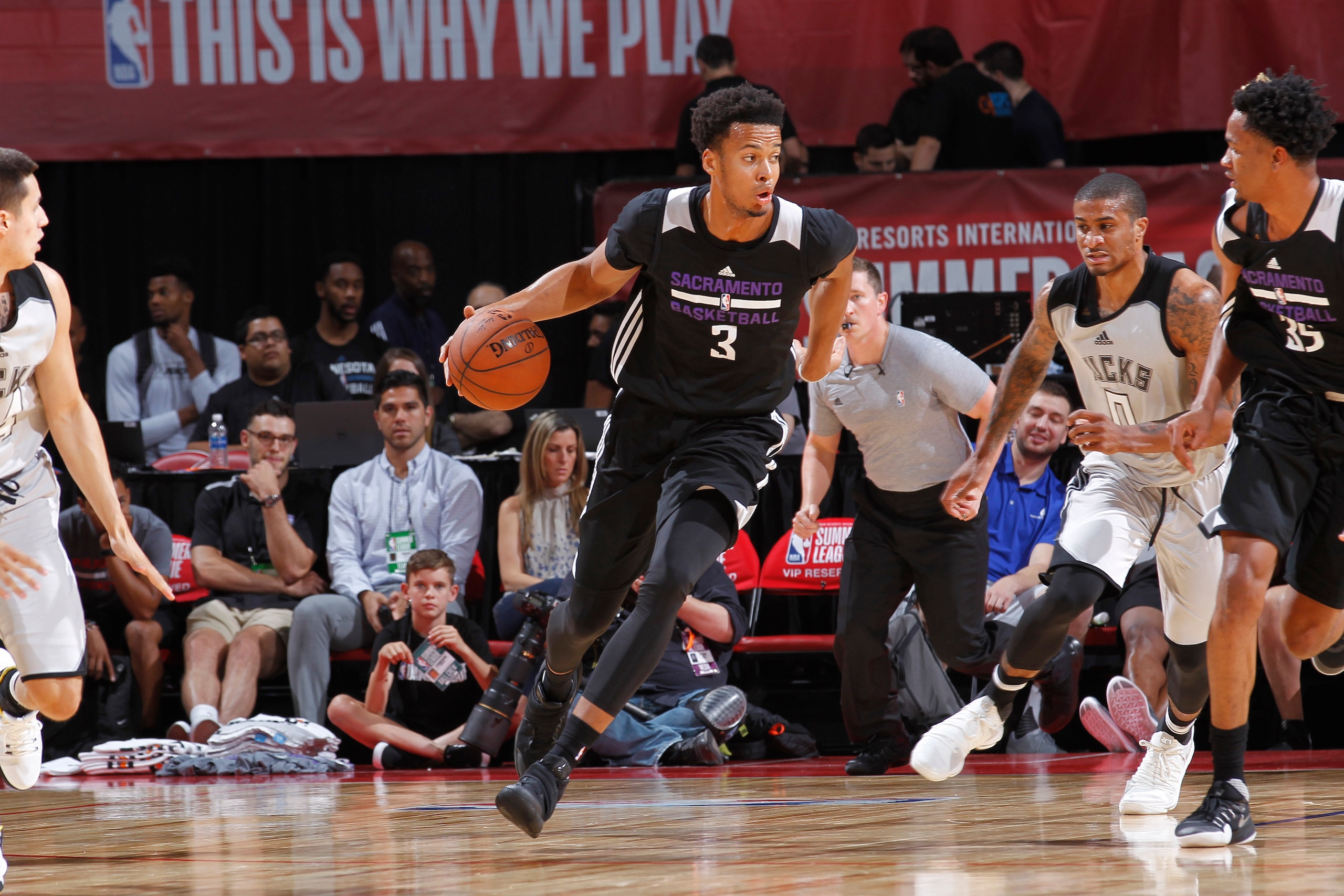 LAS VEGAS, NV - JULY 12: Skal Labissiere #3 of the Sacramento Kings handles the ball against the Milwaukee Bucks on July 12, 2017 at the Thomas & Mack Center in Las Vegas, Nevada. NOTE TO USER: User expressly acknowledges and agrees that, by downloading a