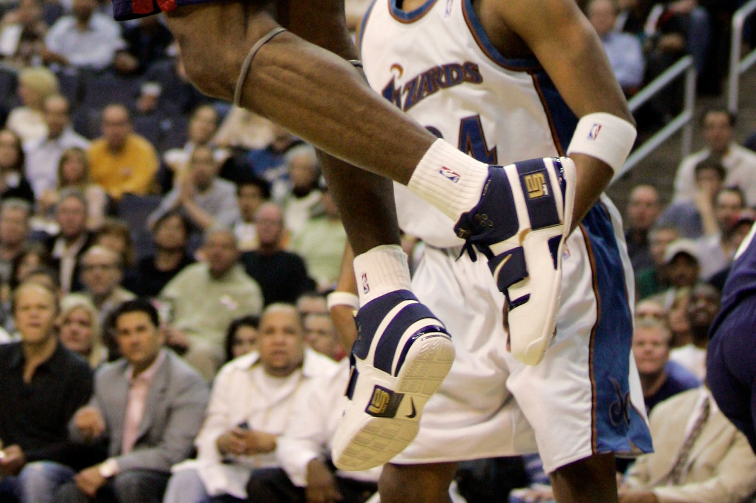 The LeBron Soldier: April 2007.