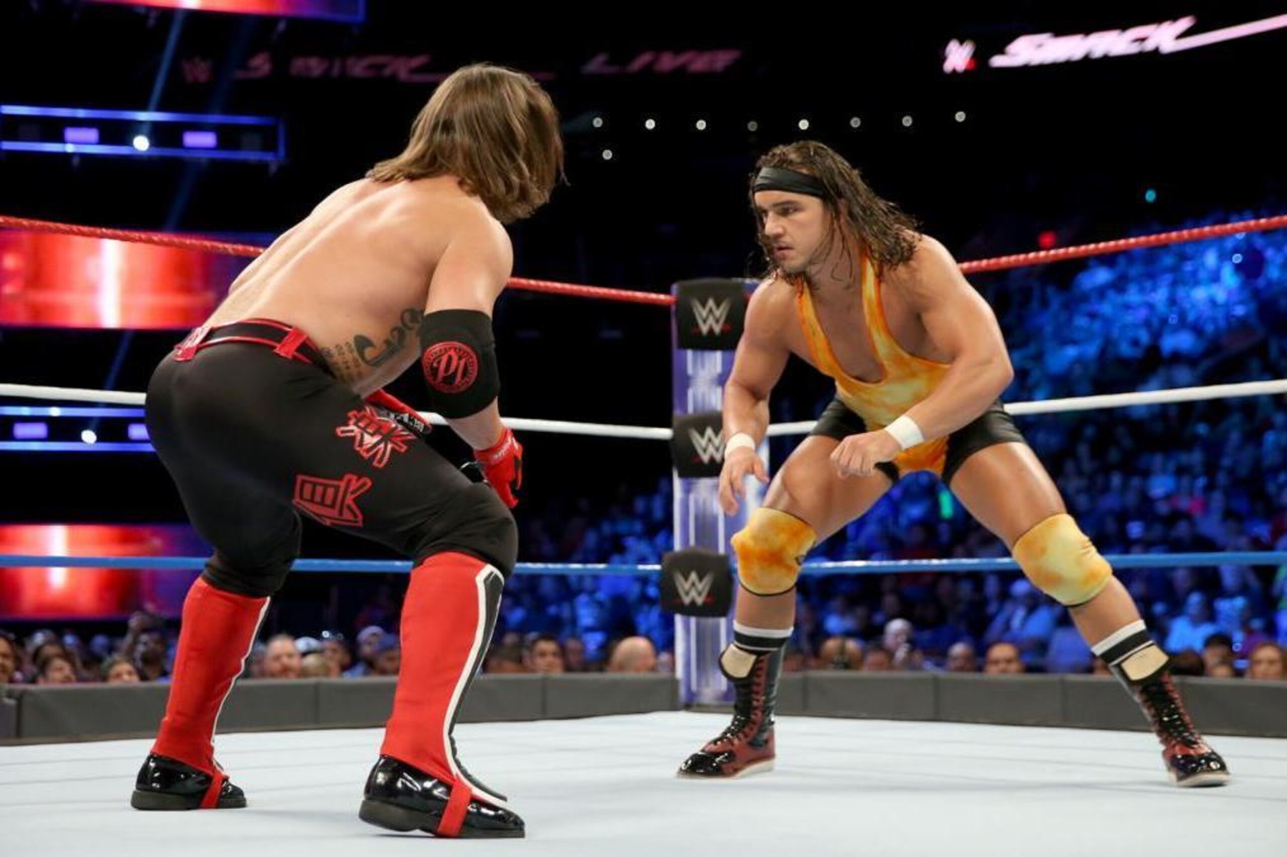 AJ Styles (5'11", 218 lbs) faces off against Chad Gable (5'8", 202 lbs) on SmackDown.