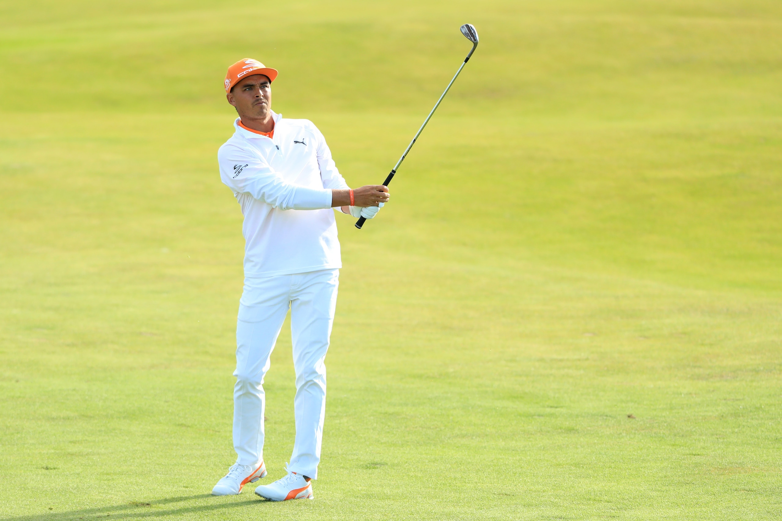 TROON, SCOTLAND - JULY 16:  Rickie Fowler of the United States hits his second shot on the 18th hole during the final round of the AAM Scottish Open at Dundonald Links Golf Course on July 16, 2017 in Troon, Scotland.  (Photo by Andrew Redington/Getty Imag