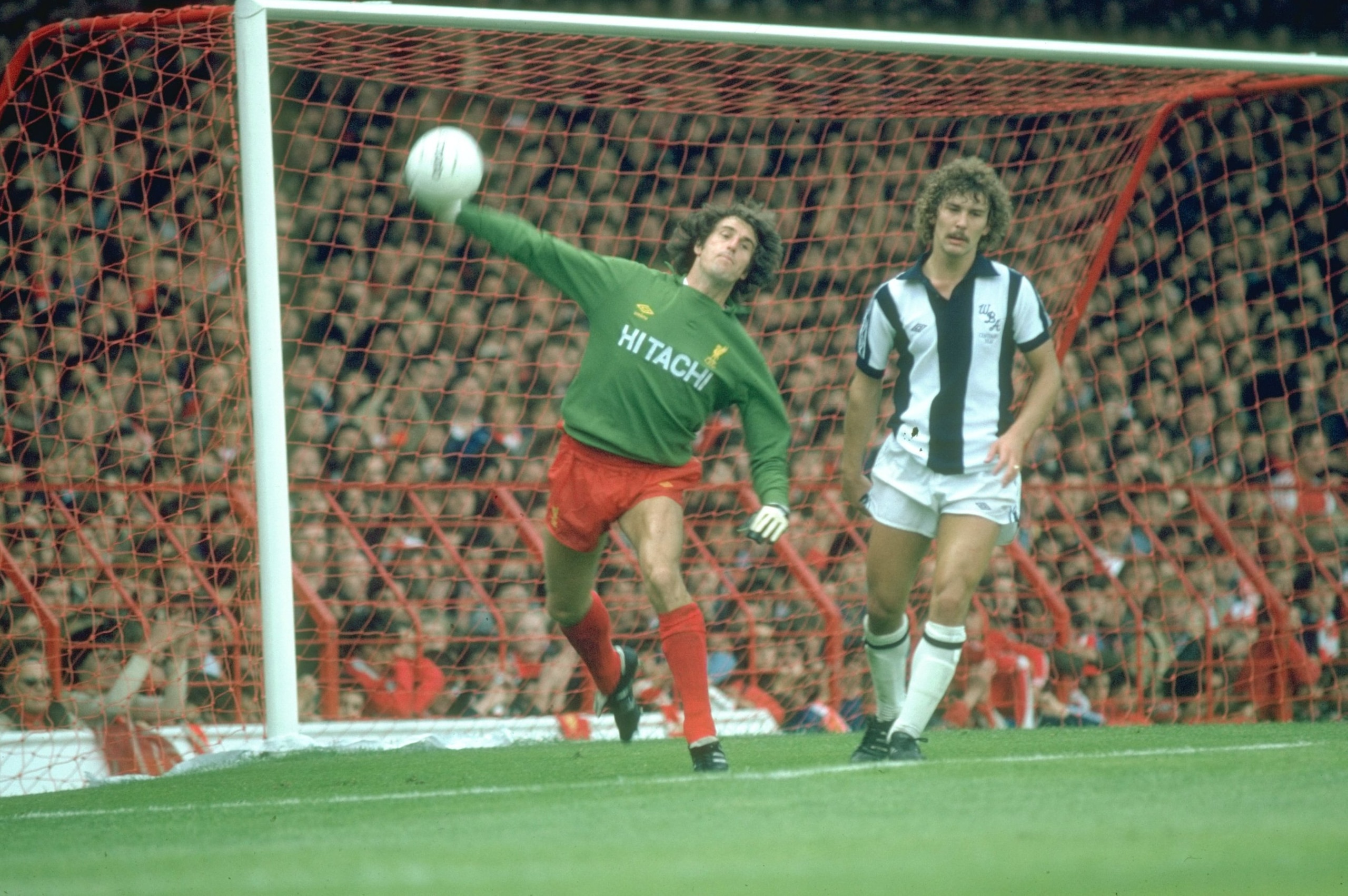 1980:  Liverpool Goalkeeper Ray Clemence throws upfield during a match against West Bromwich Albion at Anfield in Liverpool, England \ Mandatory Credit: Allsport UK /Allsport