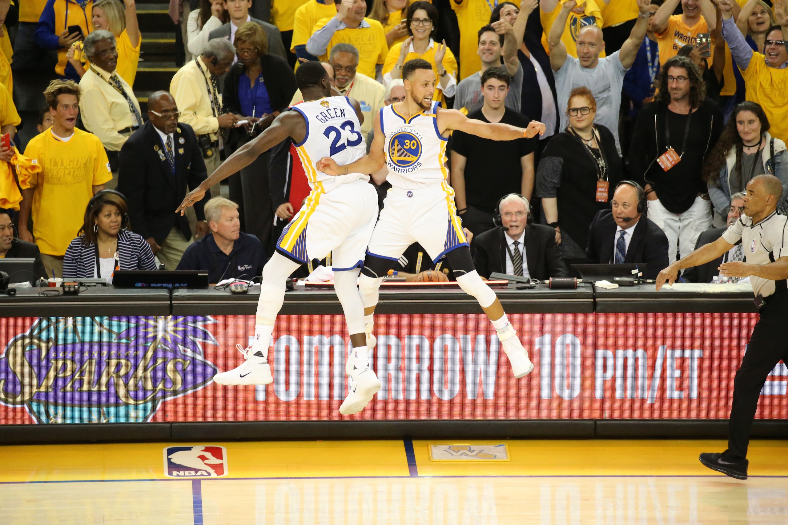 OAKLAND, CA - JUNE 12: Draymond Green #23 and Stephen Curry #30 of the Golden State Warriors celebrate with a chest bump in Game Five of the 2017 NBA Finals against the Cleveland Cavaliers on June 12, 2017 at Oracle Arena in Oakland, California. NOTE TO OAKLAND, CA - JUNE 12: Draymond Green #23 and Stephen Curry #30 of the Golden State Warriors celebrate with a chest bump in Game Five of the 2017 NBA Finals against the Cleveland Cavaliers on June 12, 2017 at Oracle Arena in Oakland, California. NOTE TO