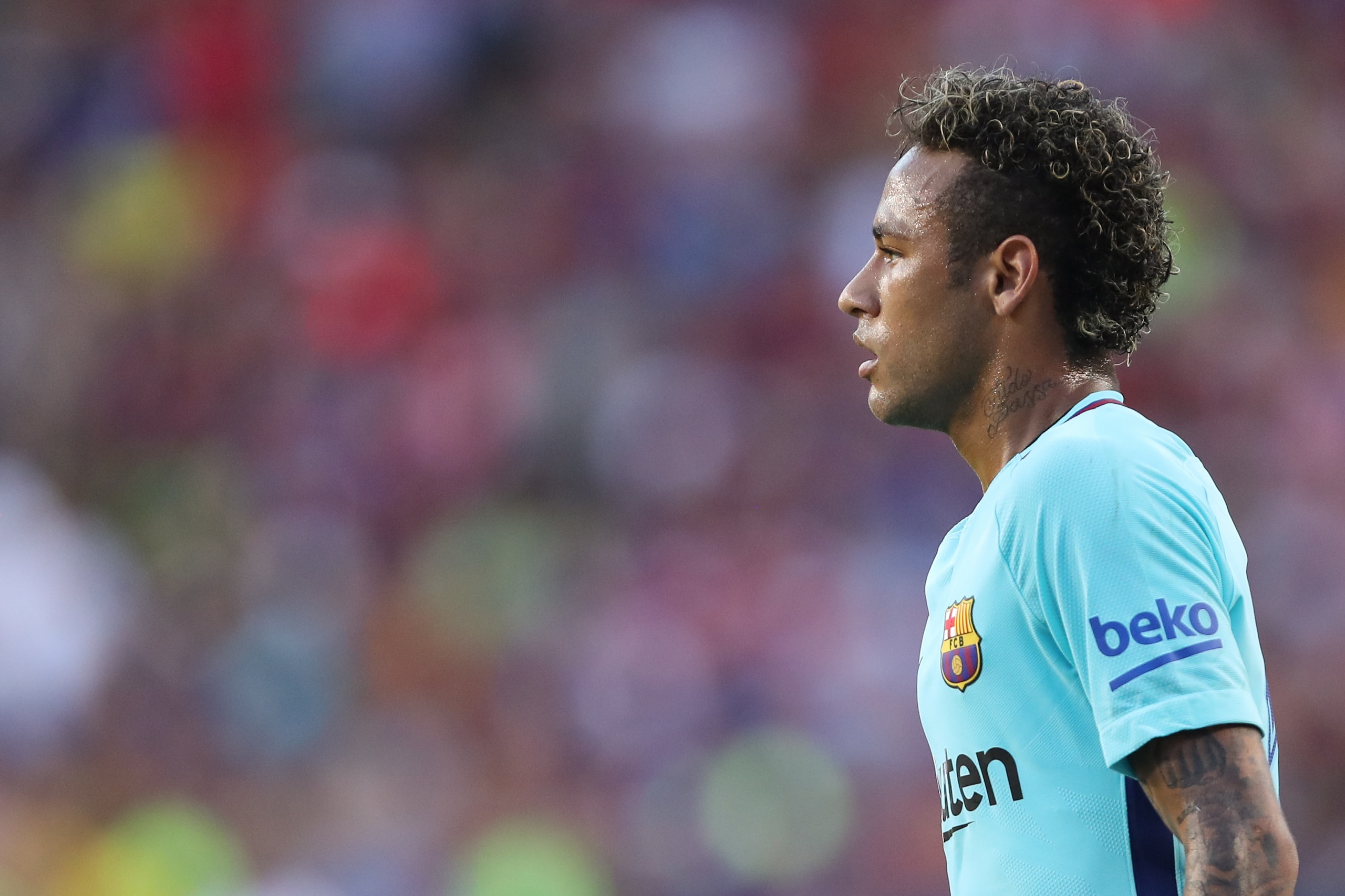 LANDOVER, MD - JULY 26: Neymar of FC Barcelona during the International Champions Cup 2017 match between FC Barcelona and Manchester United at FedExField on July 26, 2017 in Landover, Maryland. (Photo by Robbie Jay Barratt - AMA/Getty Images)