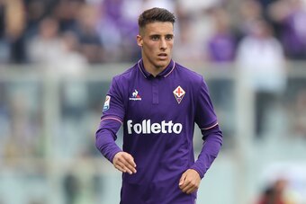 FLORENCE, ITALY - APRIL 15: Cristian Tello of ACF Fiorentina in action during the Serie A match between ACF Fiorentina and Empoli FC at Stadio Artemio Franchi on April 15, 2017 in Florence, Italy.  (Photo by Gabriele Maltinti/Getty Images)