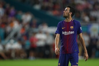 MIAMI GARDENS, FL - JULY 29: Sergio Busquets of FC Barcelona during the International Champions Cup 2017 match between Real Madrid and FC Barcelona at Hard Rock Stadium on July 29, 2017 in Miami Gardens, Florida. (Photo by Robbie Jay Barratt - AMA/Getty I