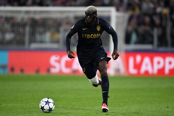 TURIN, ITALY - MAY 09: Tiemoue Bakayoko of AS Monaco in action during the UEFA Champions League Semi Final second leg match between Juventus and AS Monaco at Juventus Stadium on May 9, 2017 in Turin, Italy. (Photo by Etsuo Hara/Getty Images)