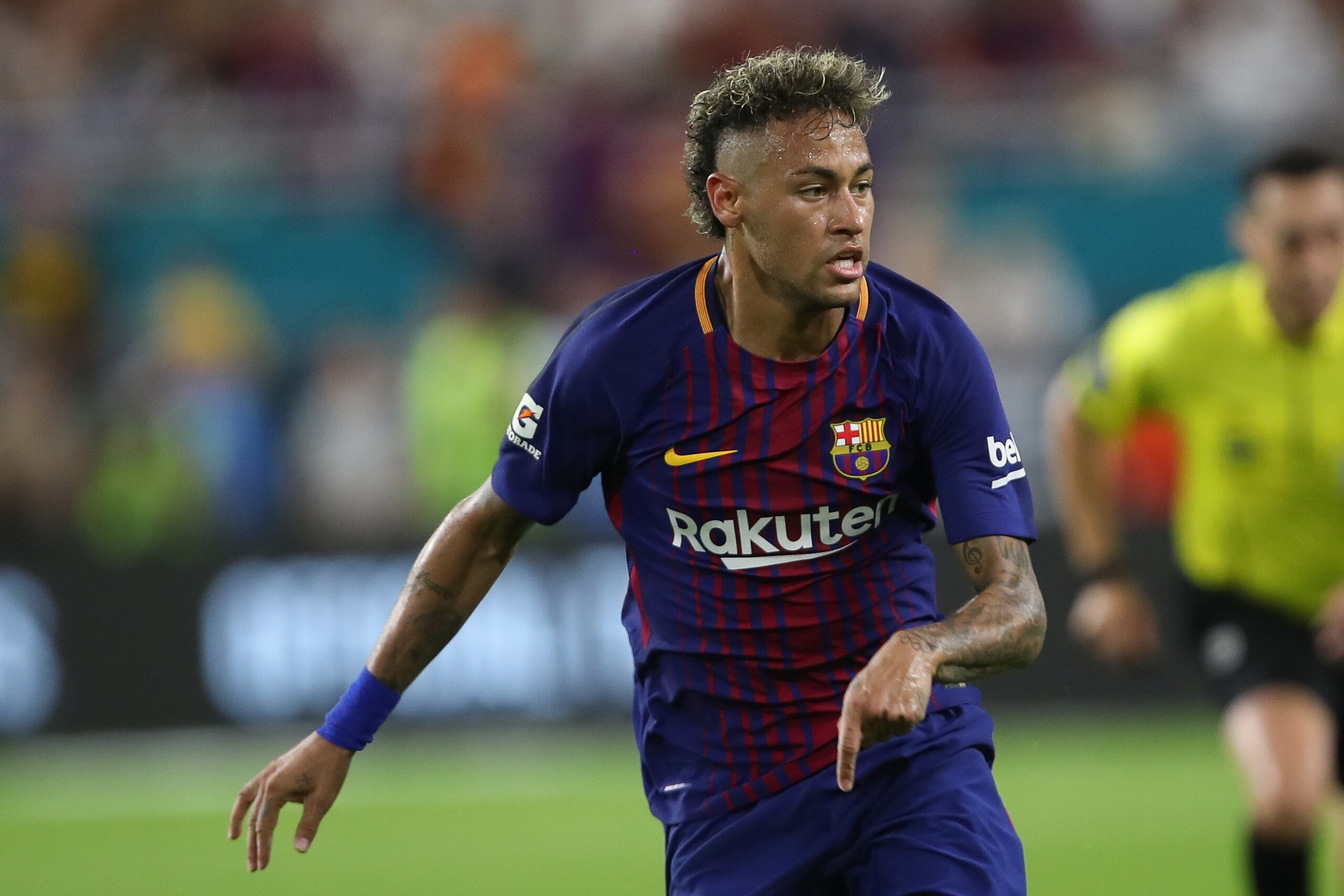 MIAMI GARDENS, FL - JULY 29: Neymar of FC Barcelona during the International Champions Cup 2017 match between Real Madrid and FC Barcelona at Hard Rock Stadium on July 29, 2017 in Miami Gardens, Florida. (Photo by Robbie Jay Barratt - AMA/Getty Images)
