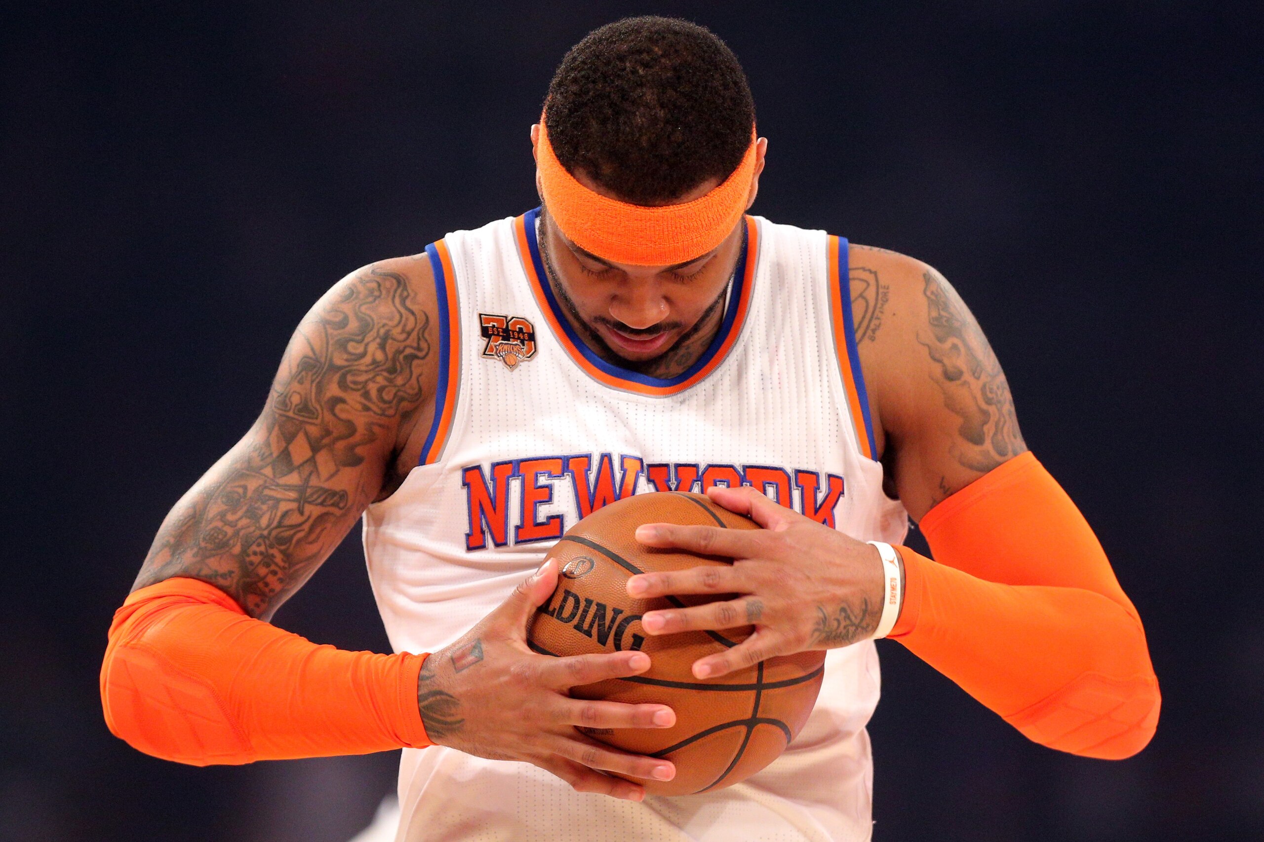 Apr 6, 2017; New York, NY, USA; New York Knicks small forward Carmelo Anthony (7) inspects the ball before a game against the Washington Wizards at Madison Square Garden. Mandatory Credit: Brad Penner-USA TODAY Sports Apr 6, 2017; New York, NY, USA; New York Knicks small forward Carmelo Anthony (7) inspects the ball before a game against the Washington Wizards at Madison Square Garden. Mandatory Credit: Brad Penner-USA TODAY Sports