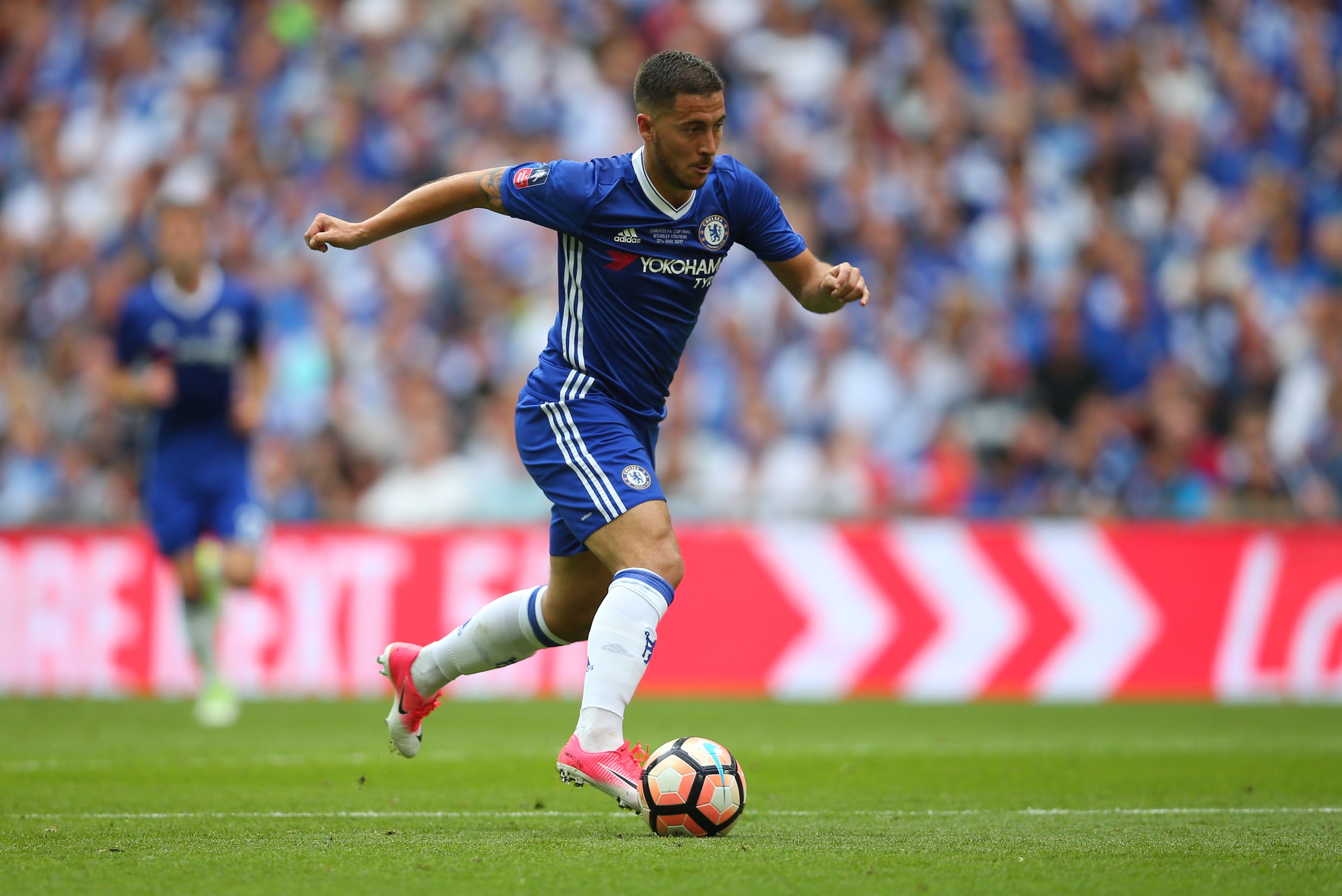 LONDON, ENGLAND - MAY 27: Eden Hazard of Chelsea during the Emirates FA Cup Final match between Arsenal and Chelsea at Wembley Stadium on May 27, 2017 in London, England. (Photo by Catherine Ivill - AMA/Getty Images)