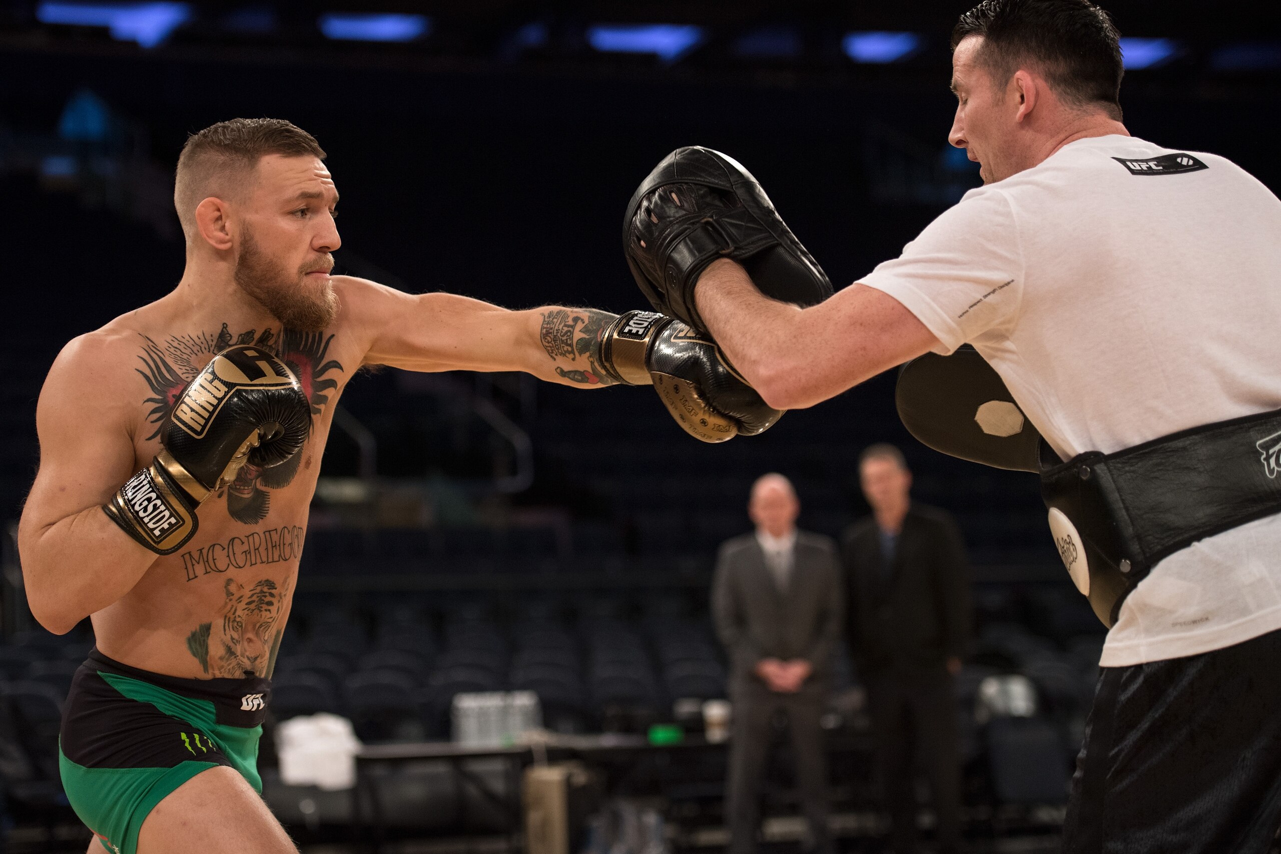 NEW YORK, NY - NOVEMBER 09:  UFC featherweight champion Conor McGrregor of Ireland holds an open training session for the media and fans inside Madison Square Garden on November 9, 2016 in New York City. (Photo by Brandon Magnus/Zuffa LLC/Zuffa LLC via Ge