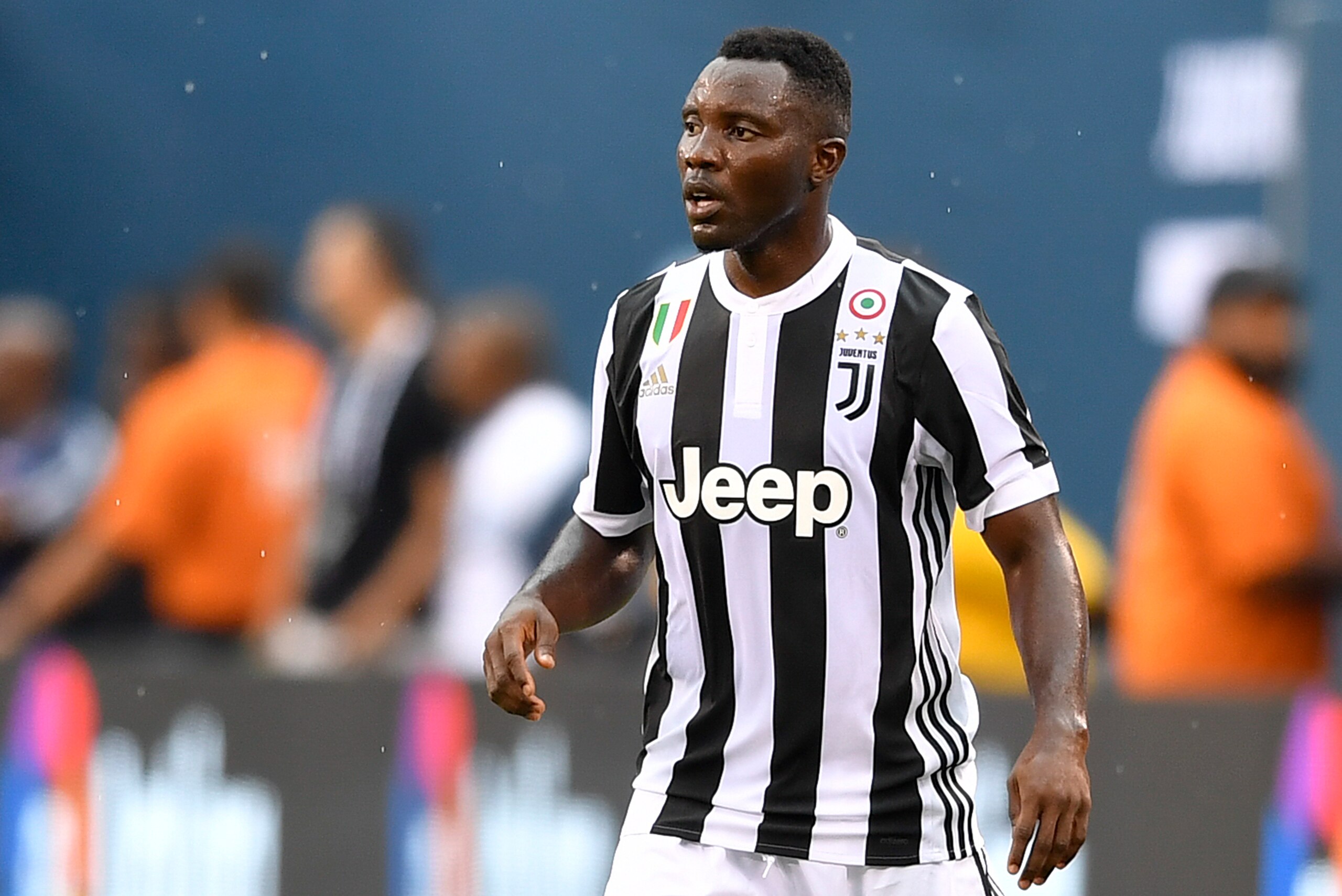EAST RUTHERFORD, NJ - JULY 22:  Kwadwo Asamoah of Juventus in action during the International Champions Cup match between Juventus and Barcelona at MetLife Stadium on July 22, 2017 in East Rutherford, New Jersey.  (Photo by Daniele Badolato - Juventus FC/