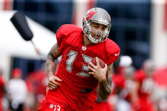 TAMPA, FL - JULY 30: Wide Receiver Mike Evans #13 of the Tampa Bay Buccaneers works out during Training Camp at One Buc Place on July 30, 2017 in Tampa, Florida. (Photo by Don Juan Moore/Getty Images)