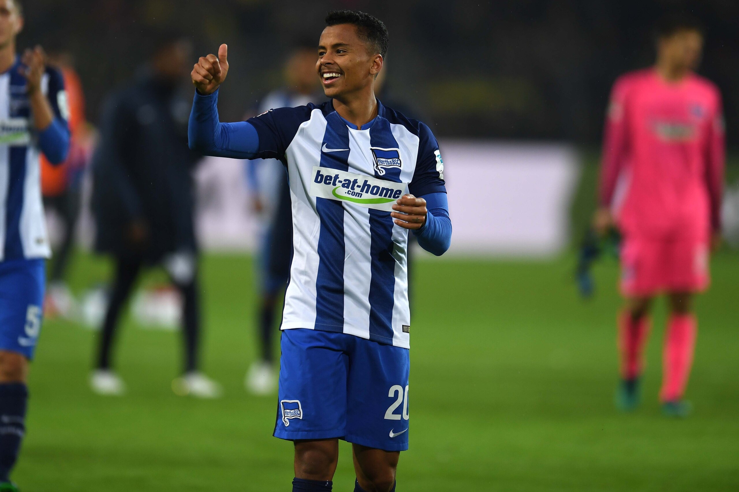 Hertha's midfielder Allan Souza reacts after the German first division Bundesliga football match between BVB Borussia Dortmund and Hertha BSC Berlin in Dortmund, western Germany on October 14, 2016. / AFP / PATRIK STOLLARZ / RESTRICTIONS: DURING MATCH TIM