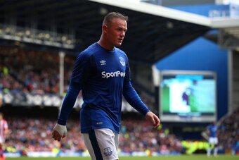 LIVERPOOL, ENGLAND - AUGUST 12:  Wayne Rooney of Everton during the Premier League match between Everton and Stoke City at Goodison Park on August 12, 2017 in Liverpool, England.  (Photo by Alex Livesey/Getty Images)
