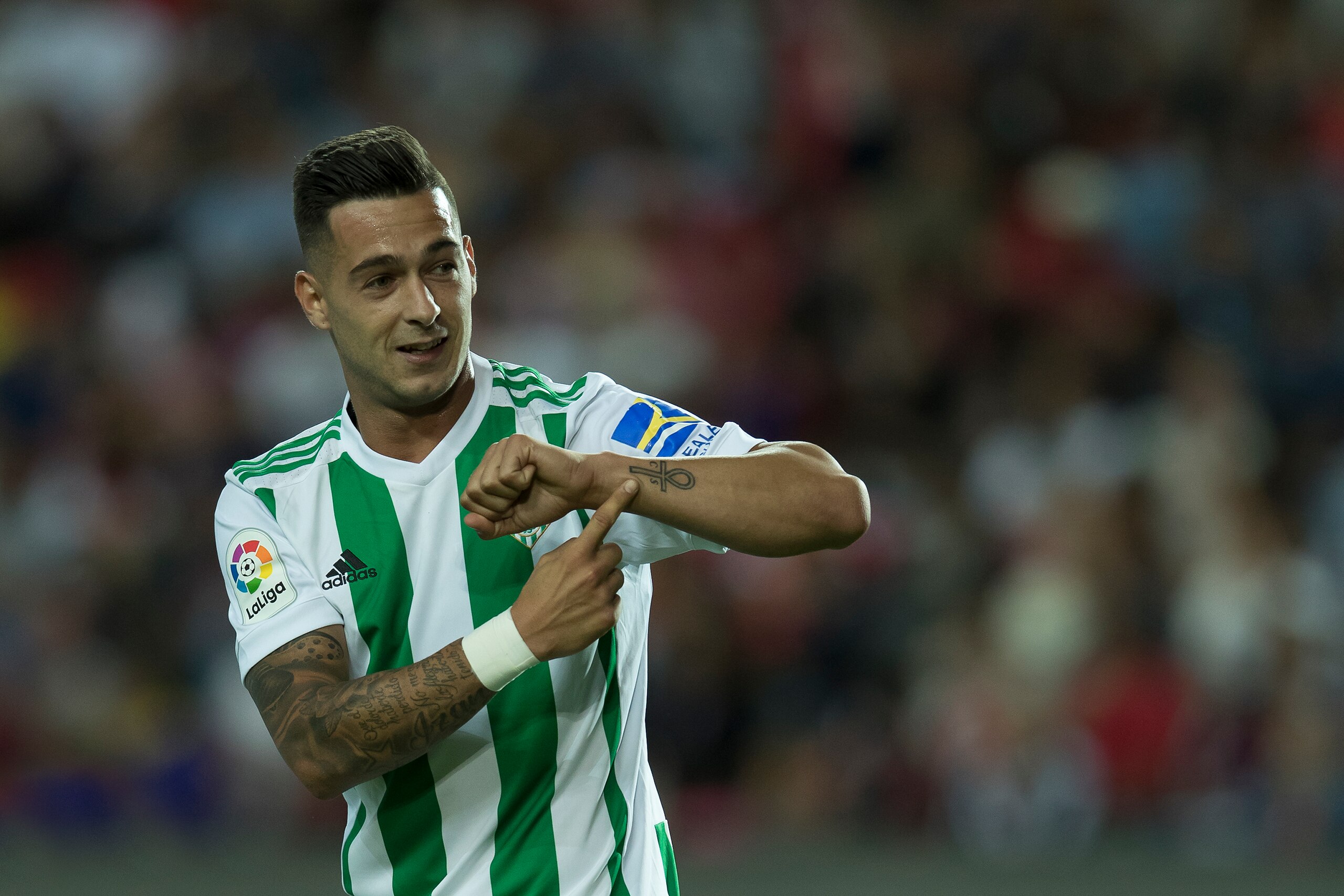 FARO, PORTUGAL - JULY 20: Real Betis forward Sergio Leon celebrates scoring Betis goal during the Pre-Season Algarve Cup match between SL Benfica and Real Betis FC at Estadio do Algarve on July 20, 2017 in Faro, Portugal.  (Photo by Carlos Rodrigues/Getty