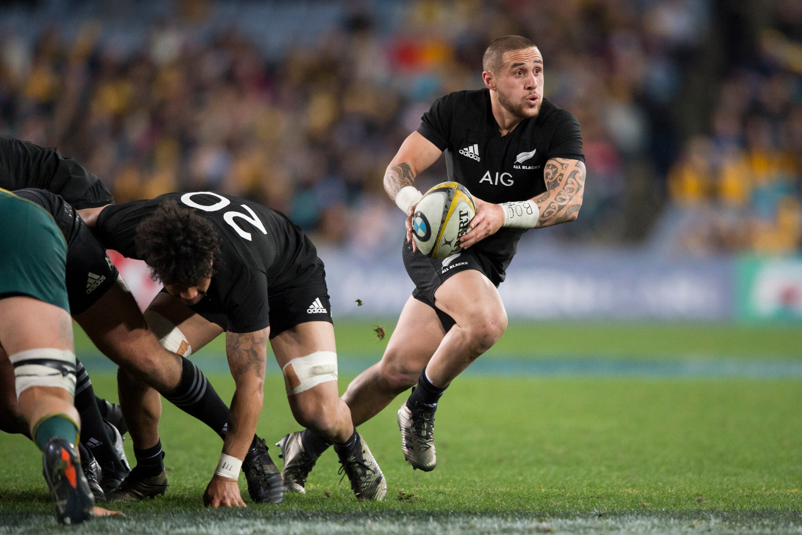 TJ Perenara of the All Blacks runs the ball during The Rugby Championship, Bledisloe Cup match between the Australian Wallabies and the New Zealand All Blacks at ANZ Stadium in Sydney NSW Australia, 19th August 2017. Photo: Andrew Aylett